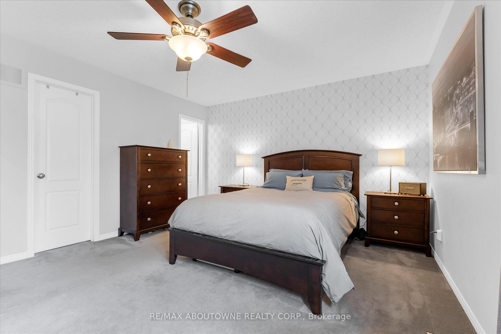 Photo 21 of 84 Fellowes Crescent, Hamilton, Waterdown — HOMEH