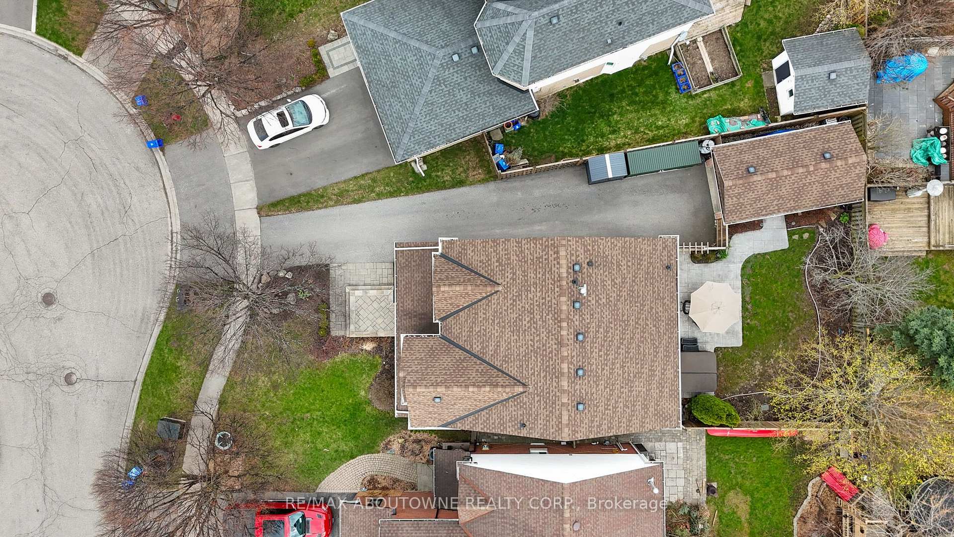 Photo 40 of 84 Fellowes Crescent, Hamilton, Waterdown — HOMEH