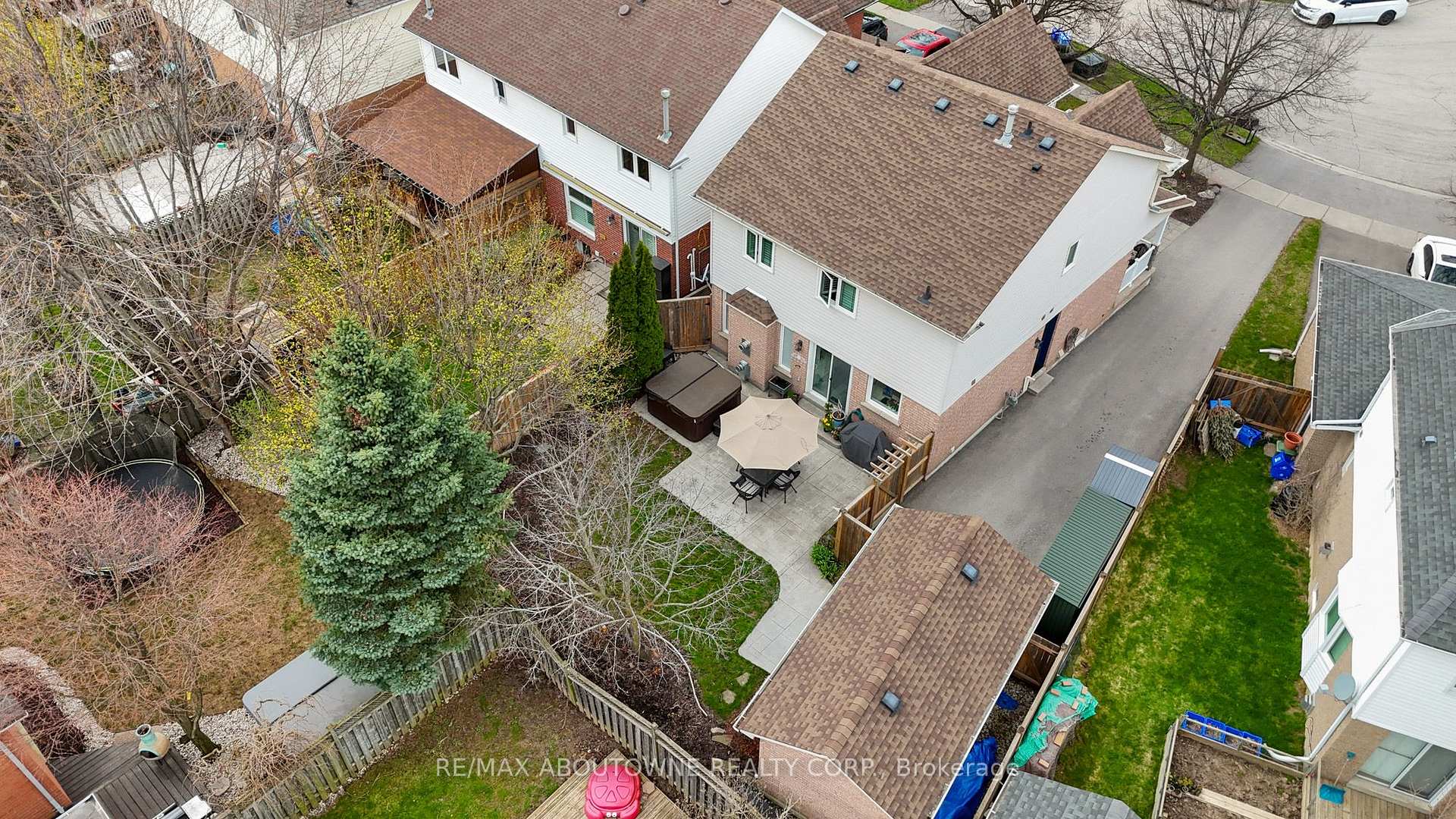 Photo 41 of 84 Fellowes Crescent, Hamilton, Waterdown — HOMEH