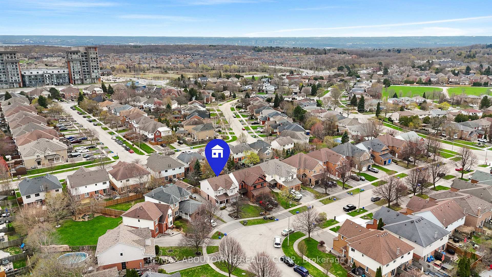 Photo 43 of 84 Fellowes Crescent, Hamilton, Waterdown — HOMEH