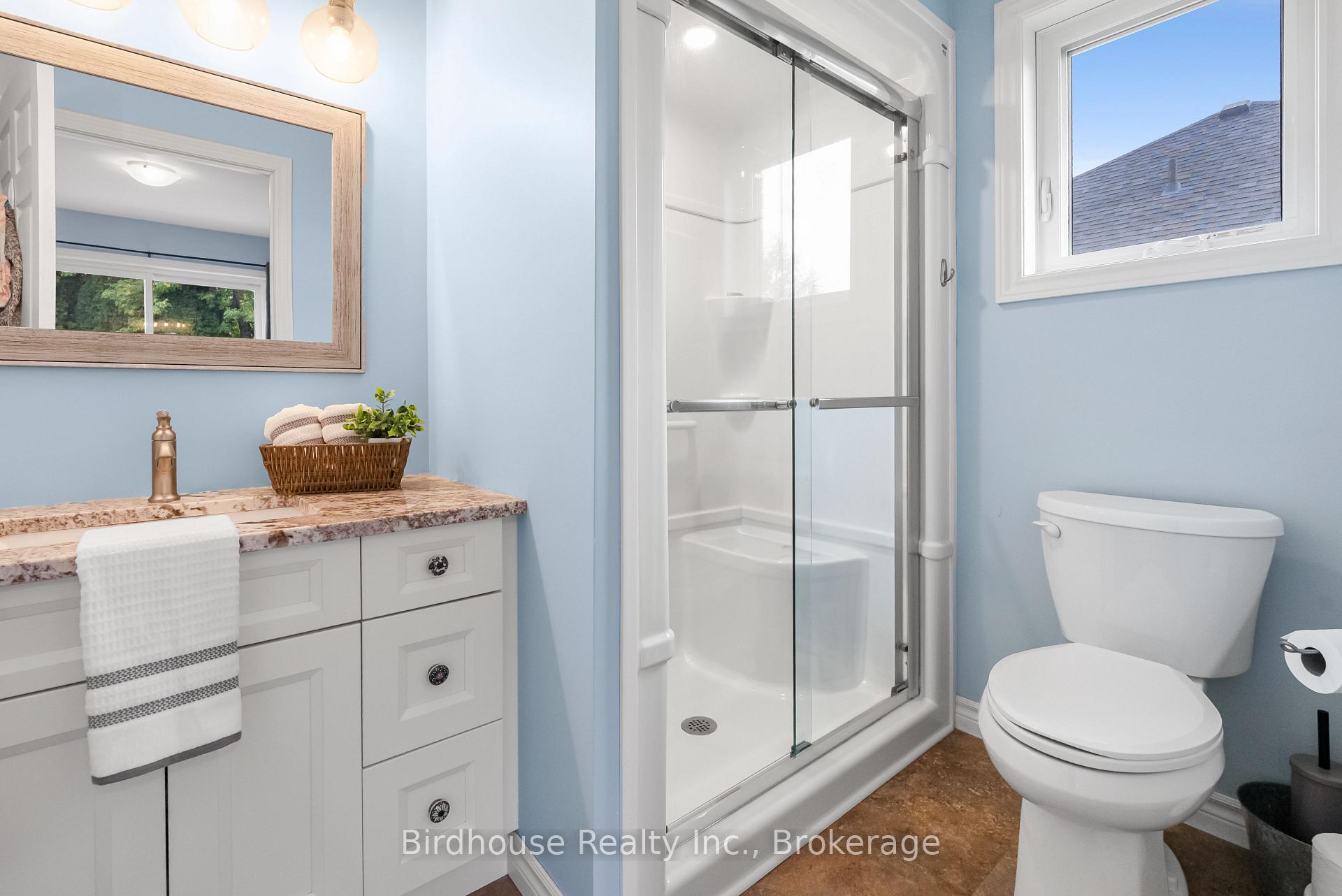 Photo 21 of 25 Kirkconnell Road, Kawartha Lakes, Lindsay — HOMEH