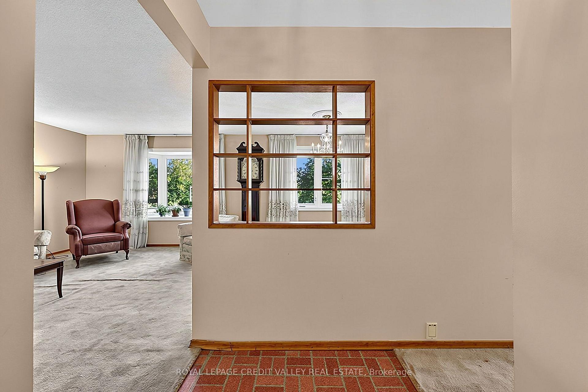 Photo 9 of 30 Palgrave Crescent, Brampton, Brampton East — HOMEH