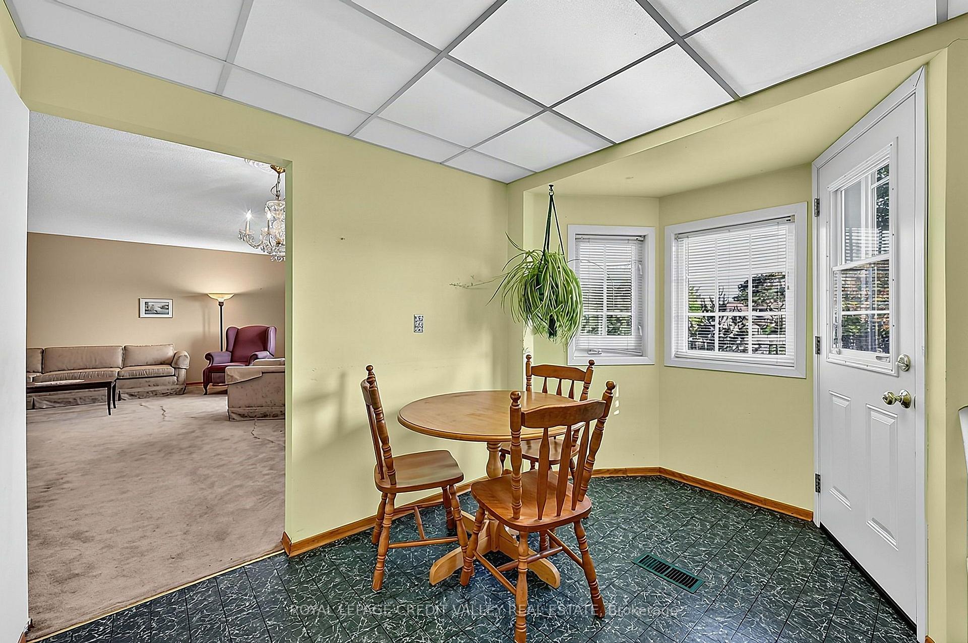 Photo 17 of 30 Palgrave Crescent, Brampton, Brampton East — HOMEH