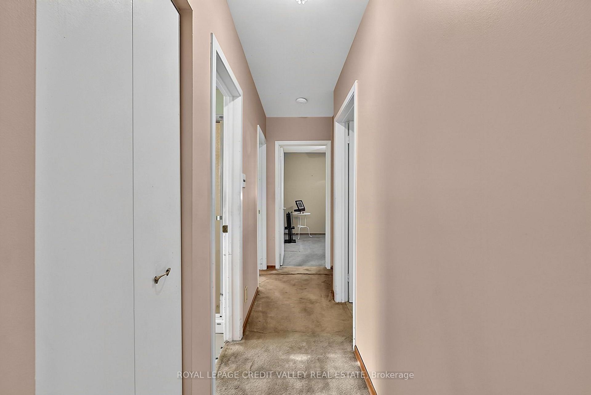Photo 23 of 30 Palgrave Crescent, Brampton, Brampton East — HOMEH