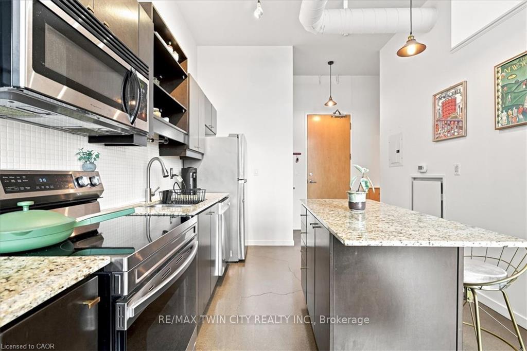 Photo 7 of Unit 408, 410 King Street W, Kitchener, City Commercial Core — HOMEH