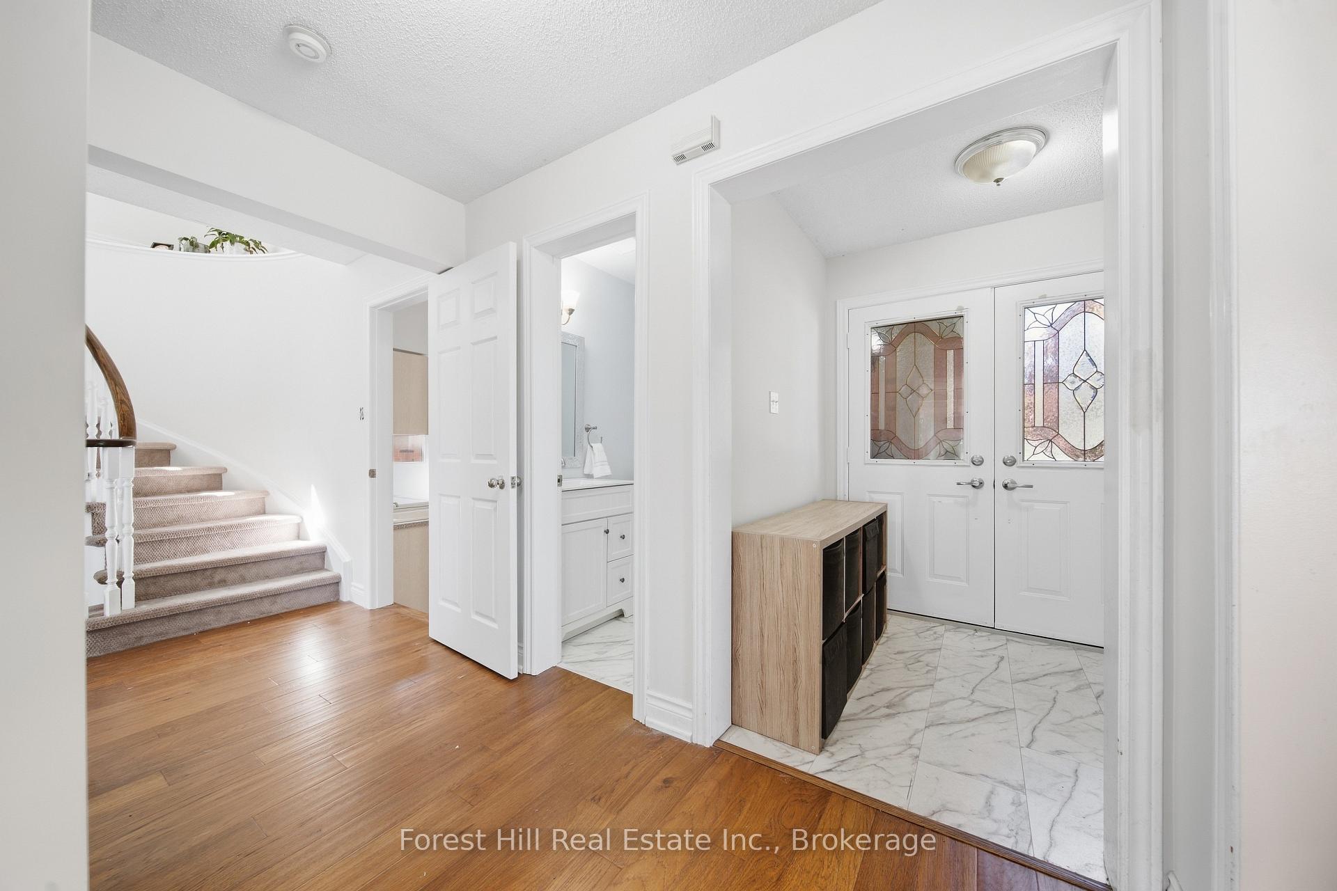 Photo 7 of 65 Heathfield Crescent, Hamilton, Waterdown — HOMEH
