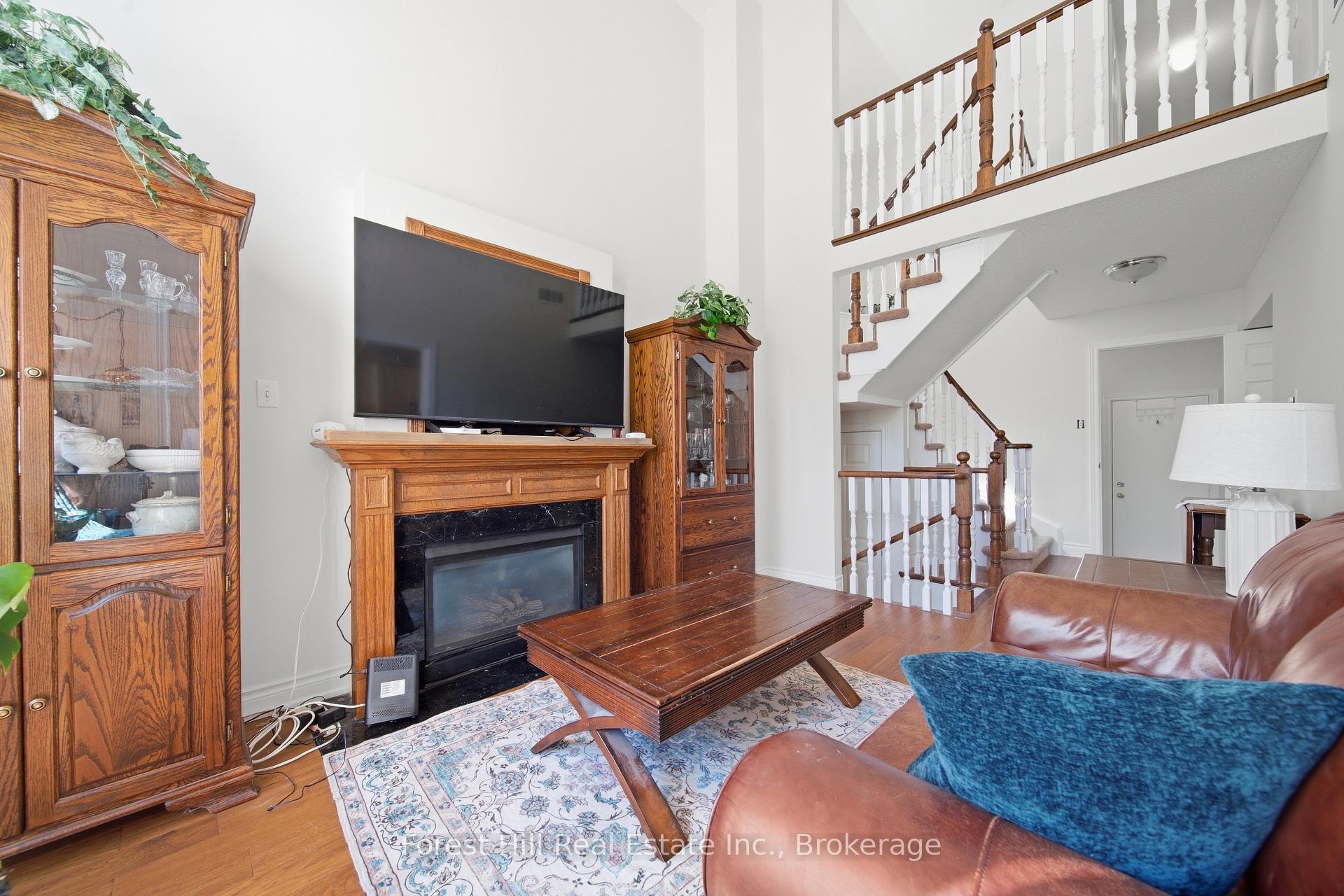 Photo 11 of 65 Heathfield Crescent, Hamilton, Waterdown — HOMEH