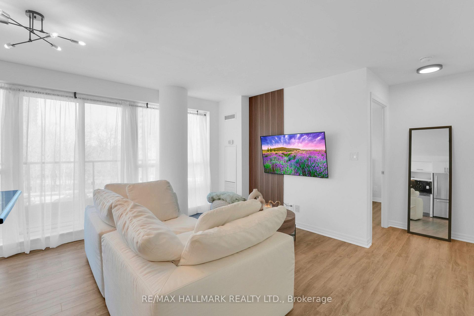 Photo 11 of Unit 207, 2015 Sheppard Avenue E, North York, Henry Farm — HOMEH