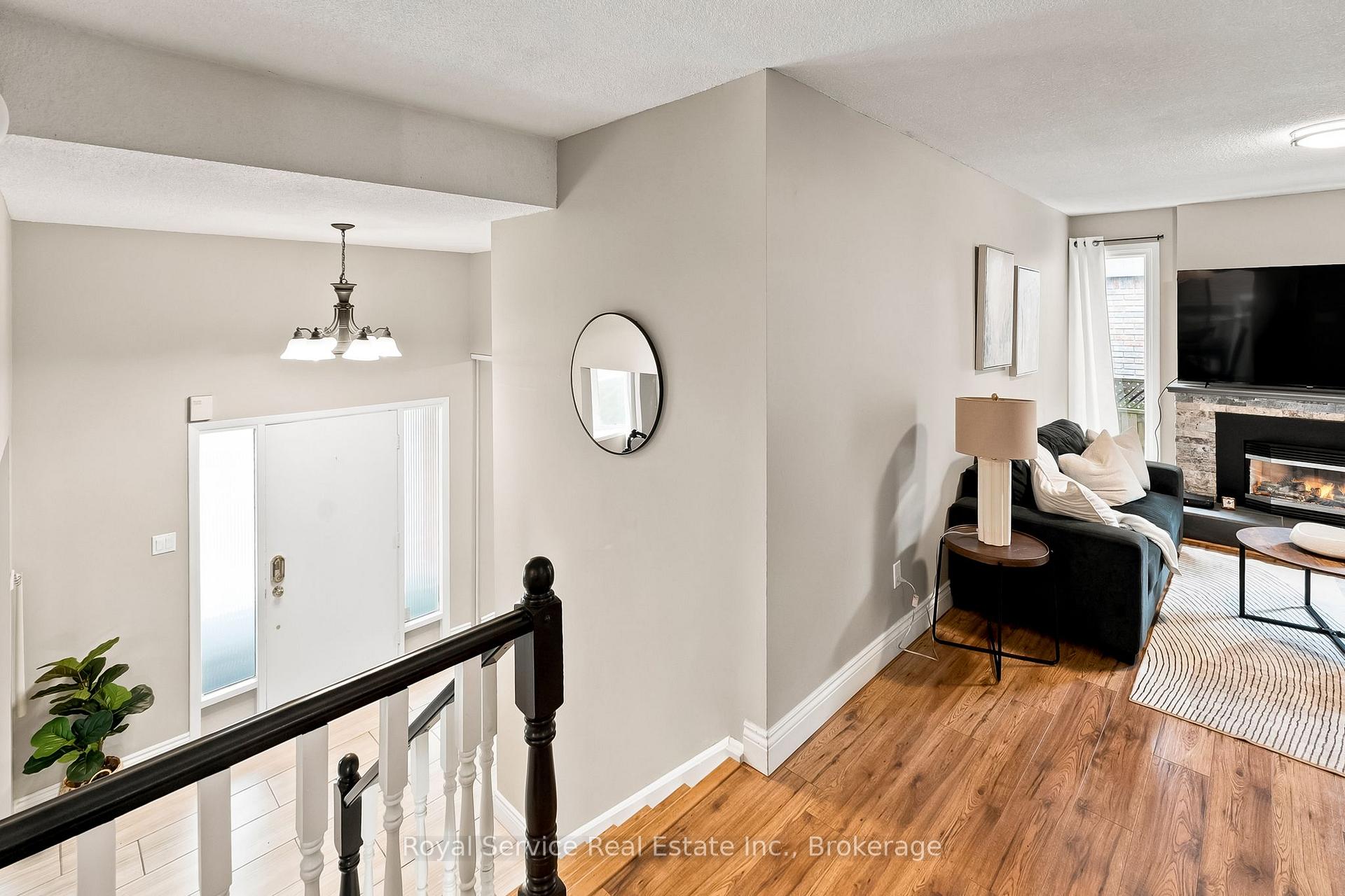 Photo 11 of 640 Hillcroft Street, Oshawa, Eastdale — HOMEH