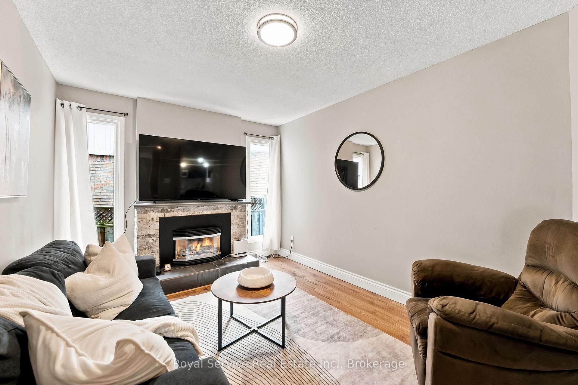 Photo 12 of 640 Hillcroft Street, Oshawa, Eastdale — HOMEH