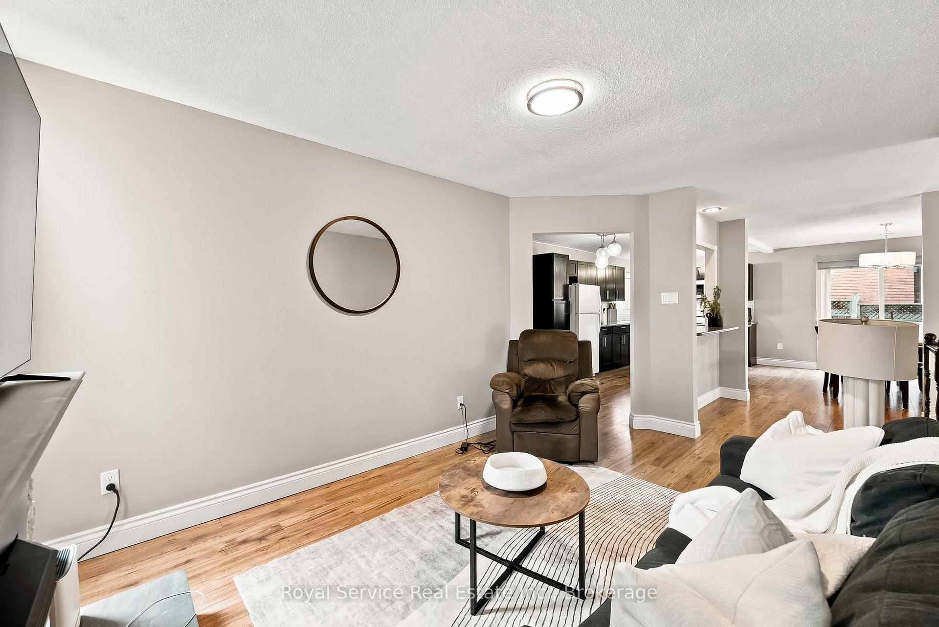 Photo 13 of 640 Hillcroft Street, Oshawa, Eastdale — HOMEH