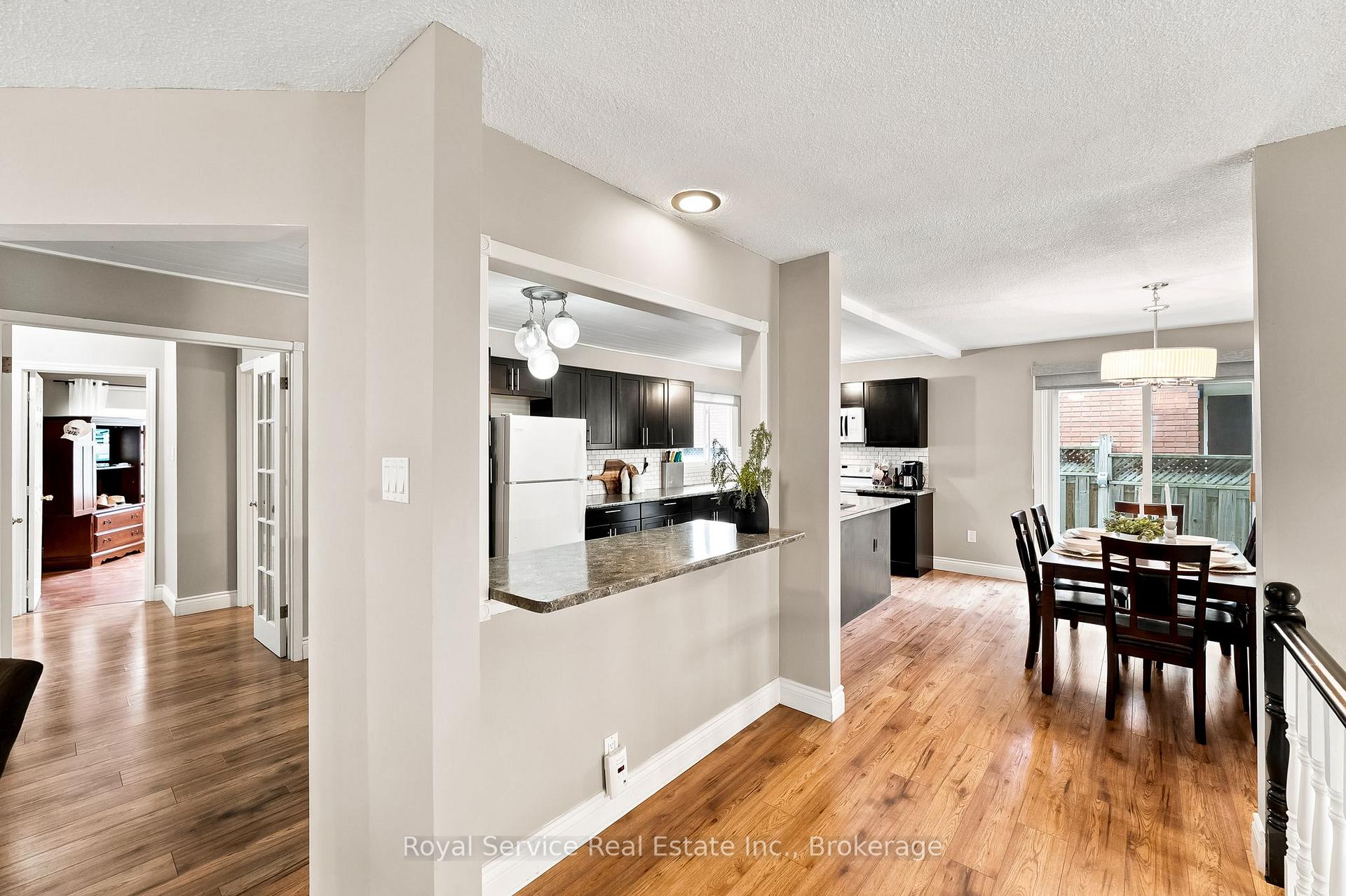 Photo 17 of 640 Hillcroft Street, Oshawa, Eastdale — HOMEH