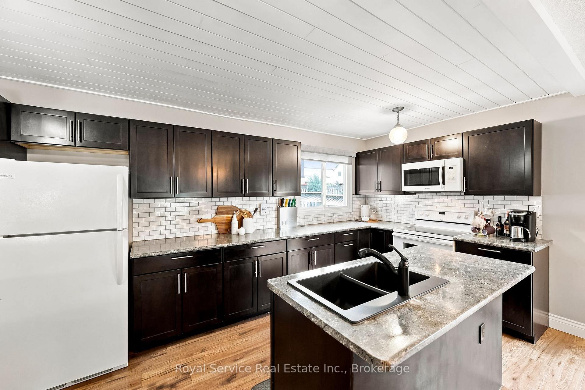 Photo 22 of 640 Hillcroft Street, Oshawa, Eastdale — HOMEH