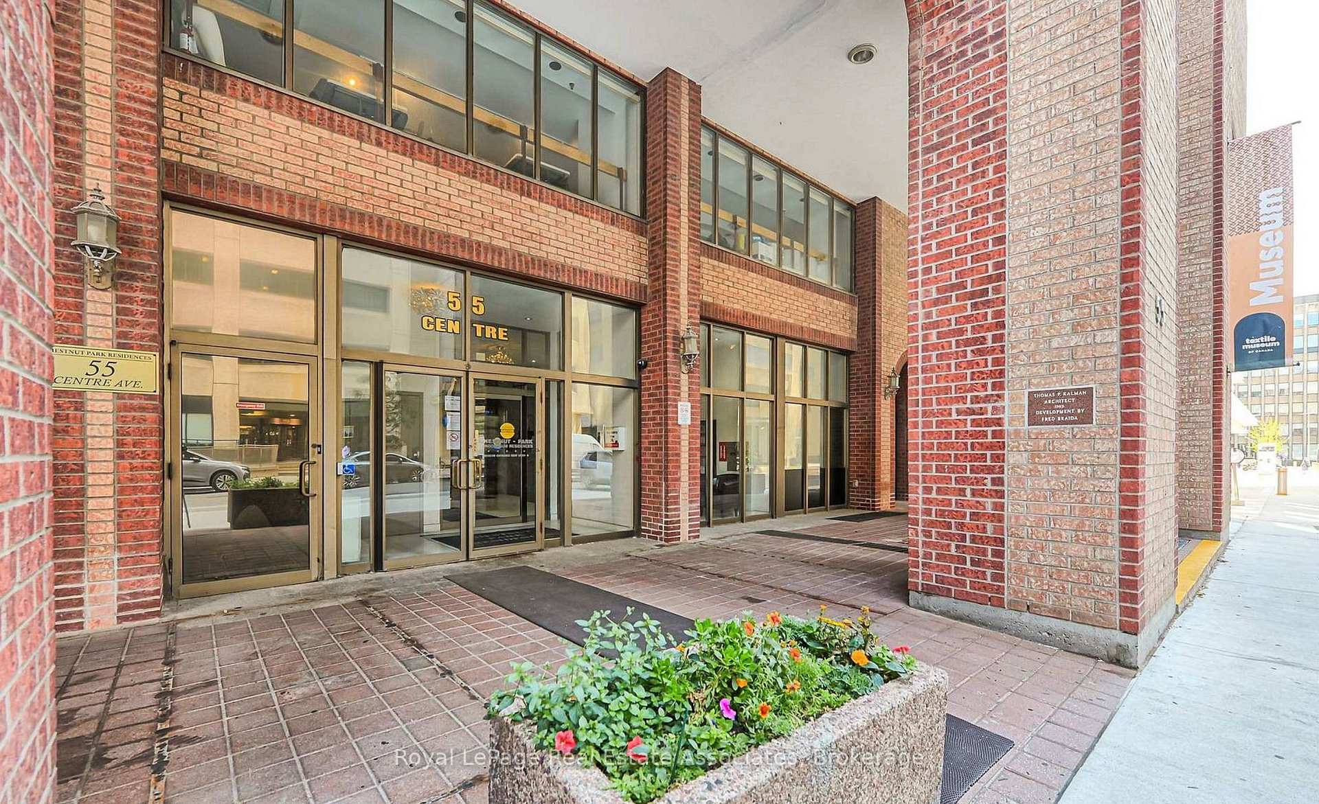 Photo 2 of Unit 1805, 55 Centre Avenue, Toronto, Bay Street Corridor — HOMEH