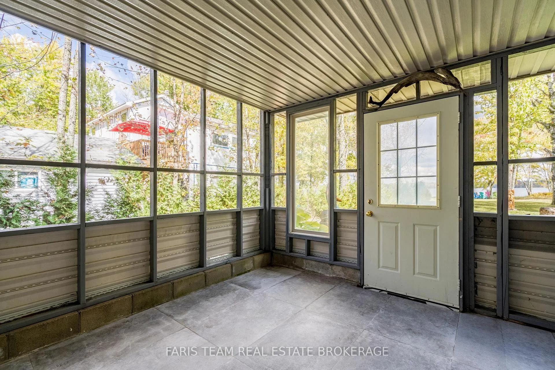 Photo 42 of 6 Spring Lane, Kawartha Lakes, Dalton — HOMEH