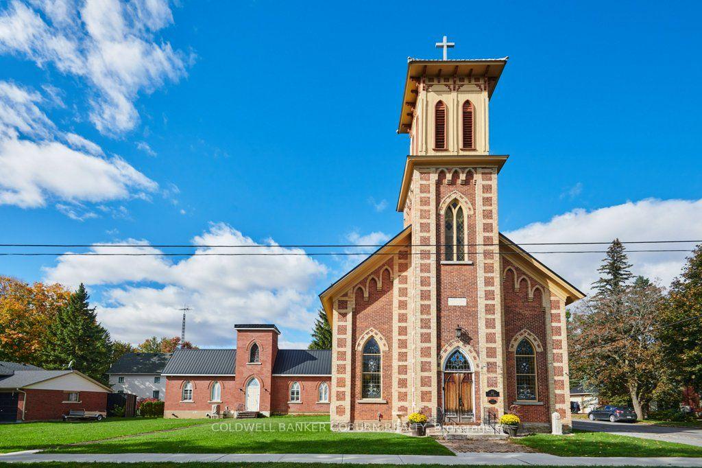 Photo 3 of 22 First Street, South Dundas, Morrisburg — HOMEH