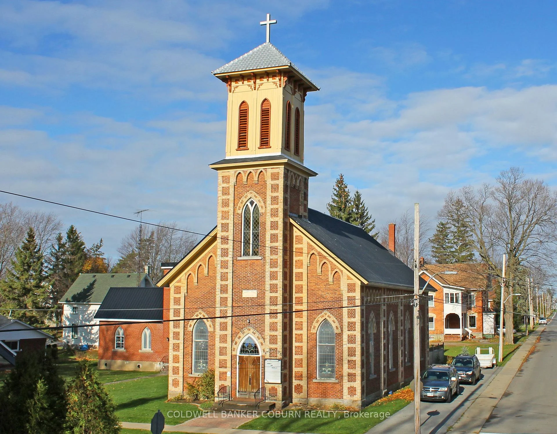 Photo 2 of 22 First Street, South Dundas, Morrisburg — HOMEH