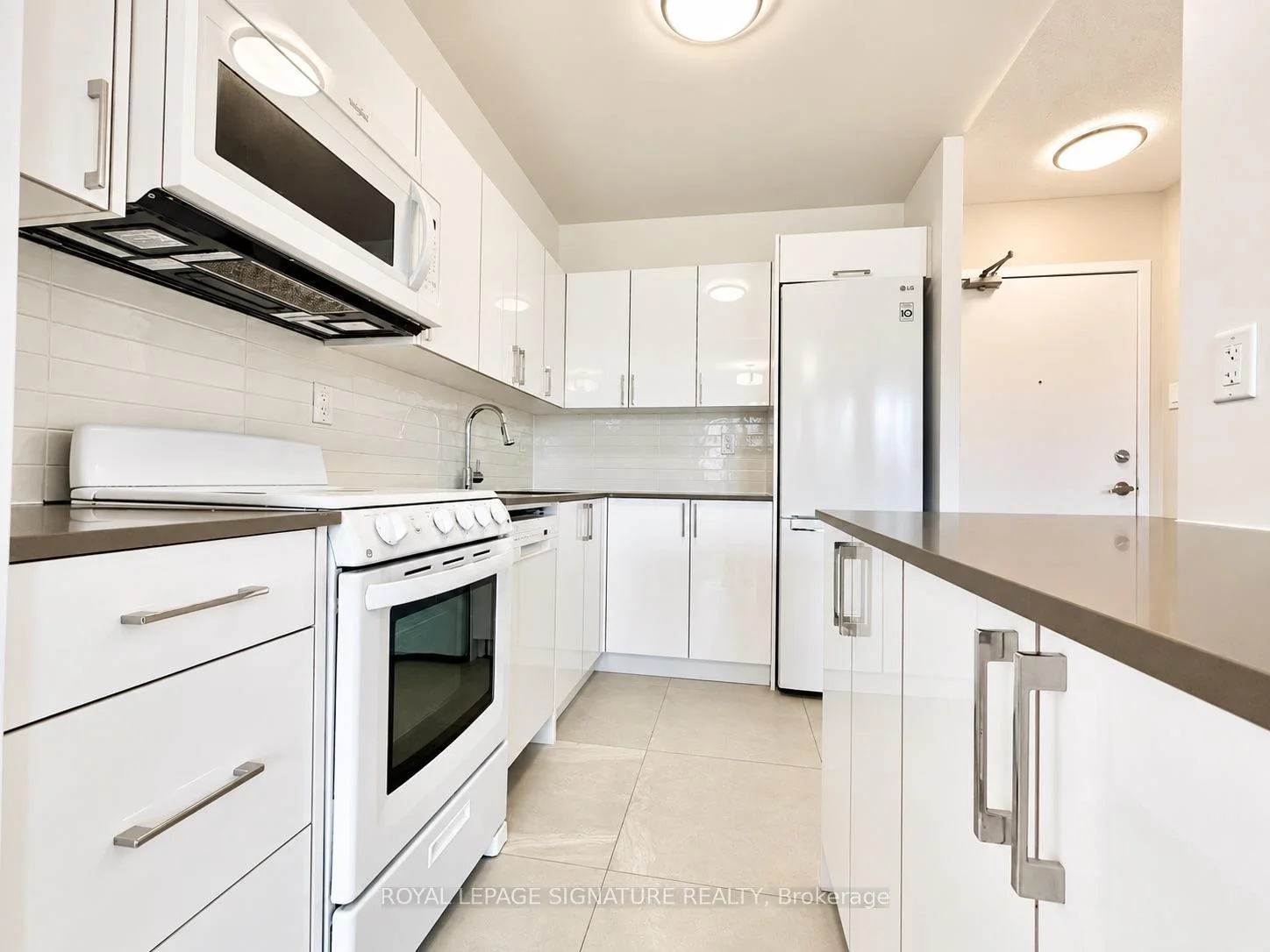 Photo 9 of Unit 2008, 666 Spadina Avenue, Toronto, University — HOMEH