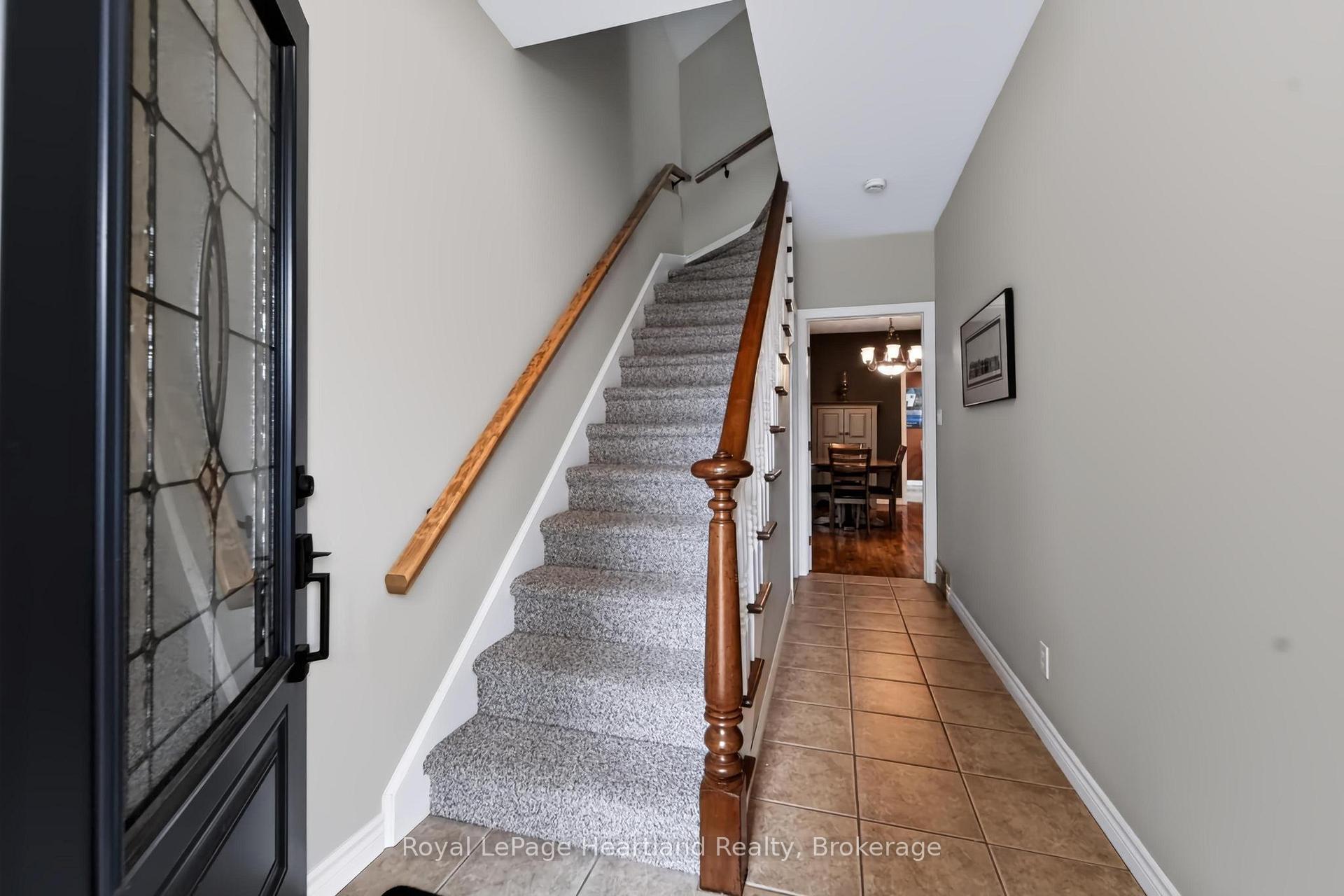 Photo 2 of 54 Trafalgar Street, Goderich, Goderich (Town) — HOMEH