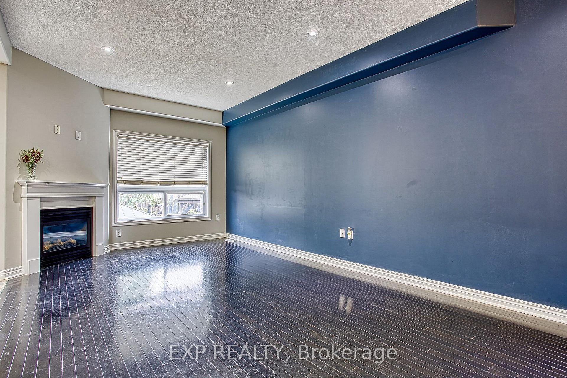 Photo 6 of Unit Main, 52 Dartmouth Gate, Hamilton, Lakeshore — HOMEH