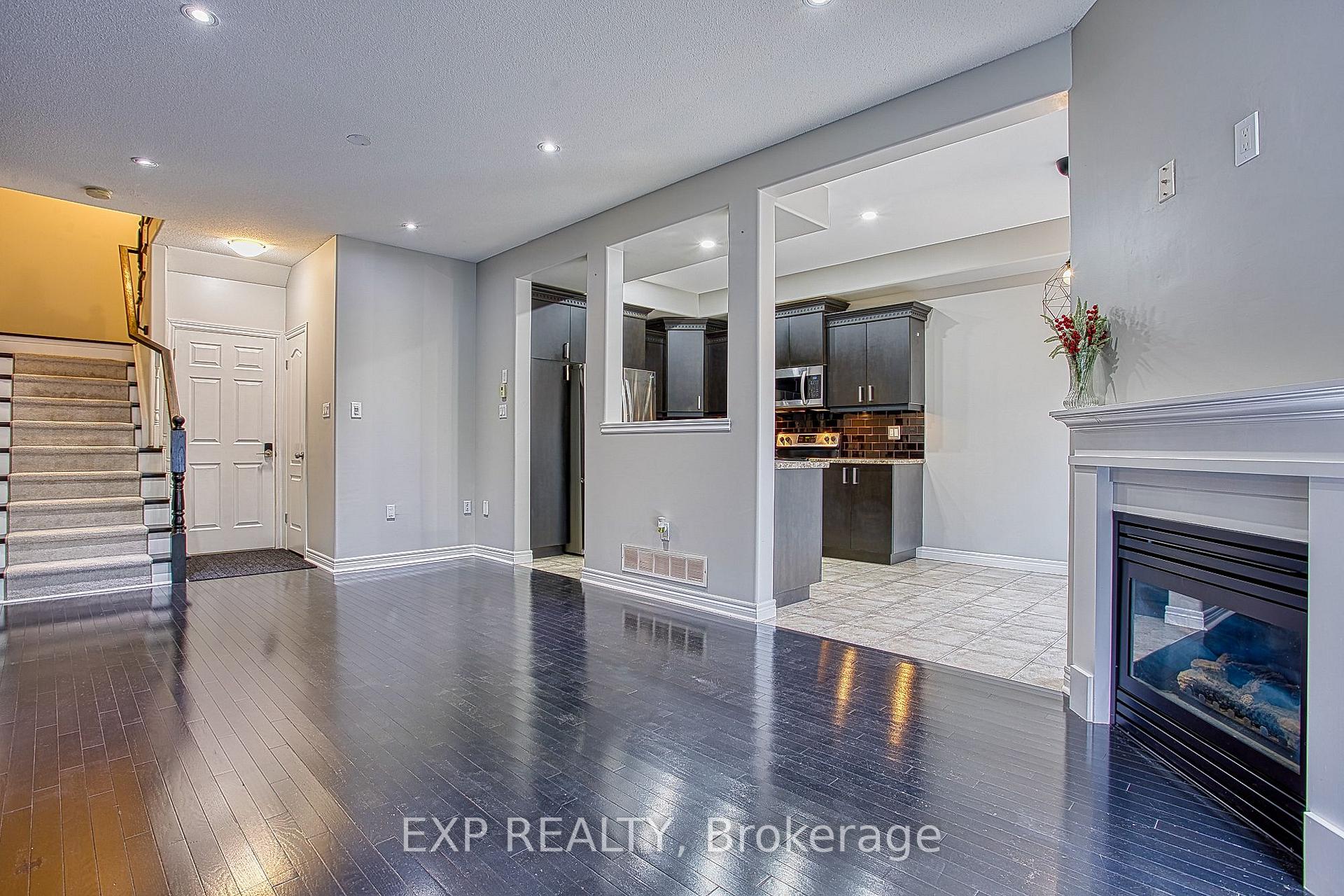 Photo 9 of Unit Main, 52 Dartmouth Gate, Hamilton, Lakeshore — HOMEH