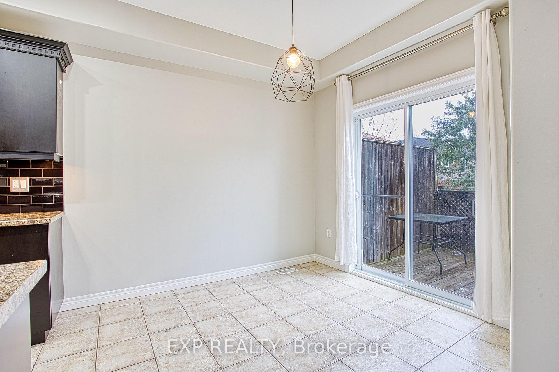 Photo 10 of Unit Main, 52 Dartmouth Gate, Hamilton, Lakeshore — HOMEH
