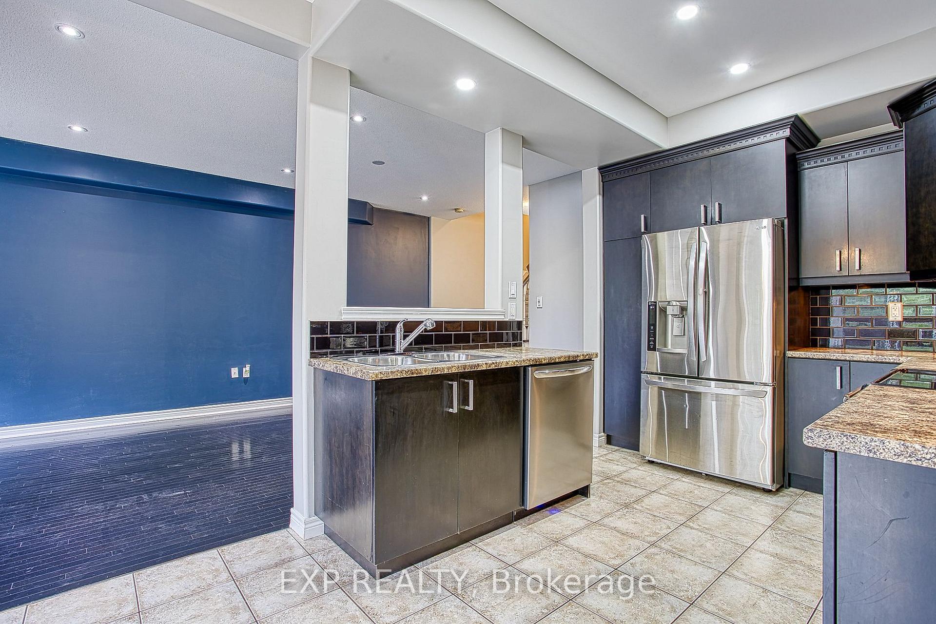 Photo 12 of Unit Main, 52 Dartmouth Gate, Hamilton, Lakeshore — HOMEH