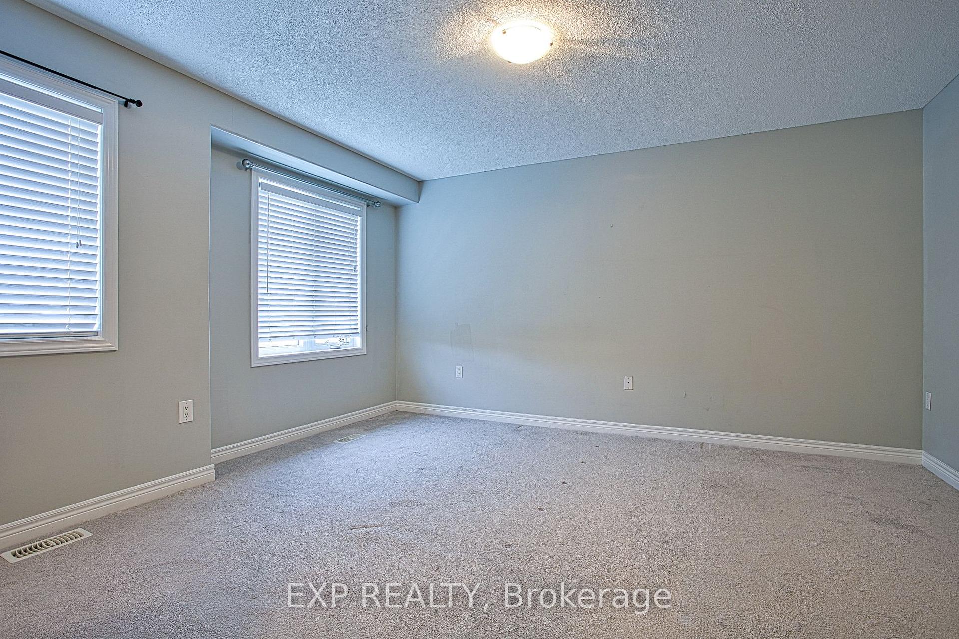 Photo 15 of Unit Main, 52 Dartmouth Gate, Hamilton, Lakeshore — HOMEH