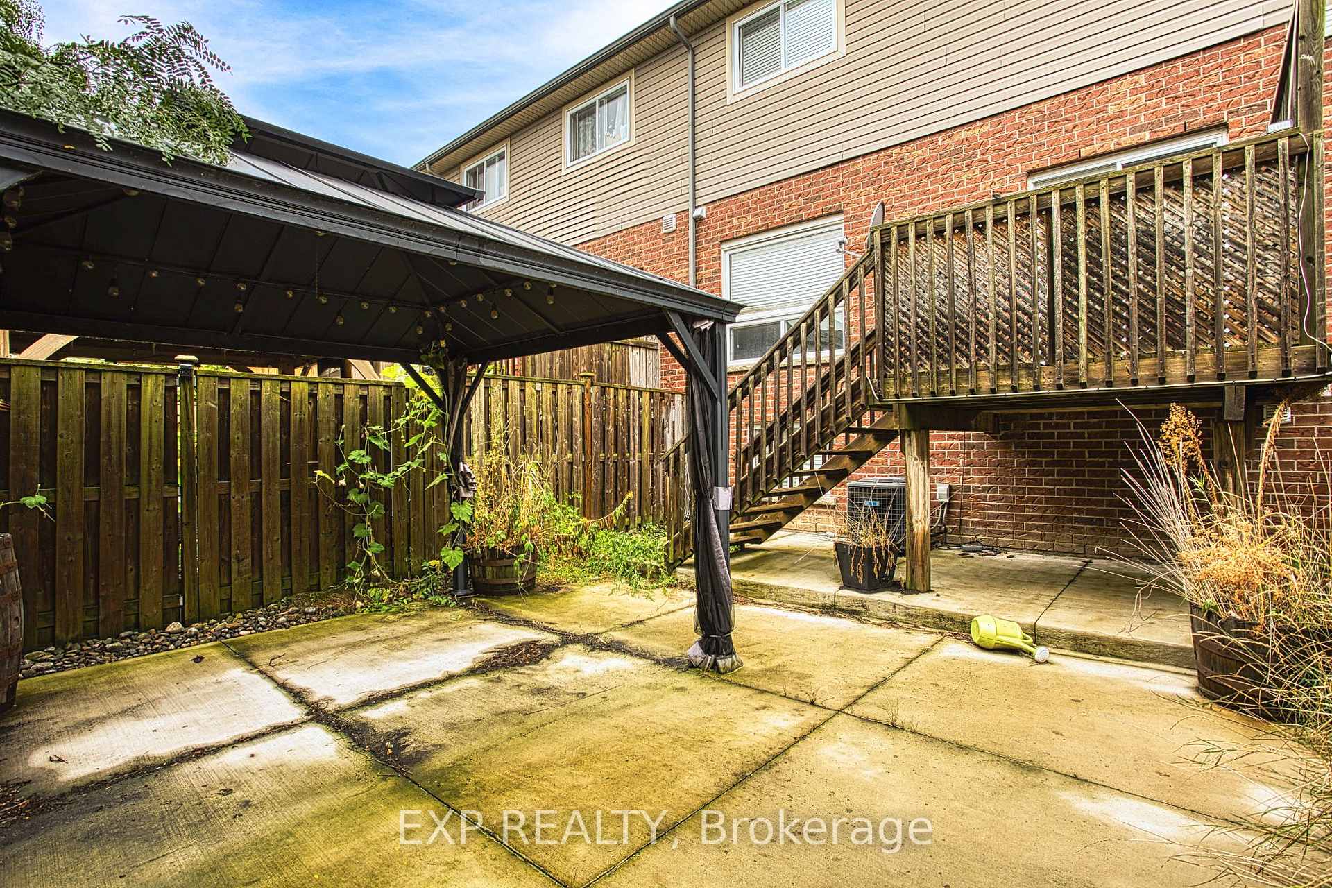 Photo 24 of Unit Main, 52 Dartmouth Gate, Hamilton, Lakeshore — HOMEH