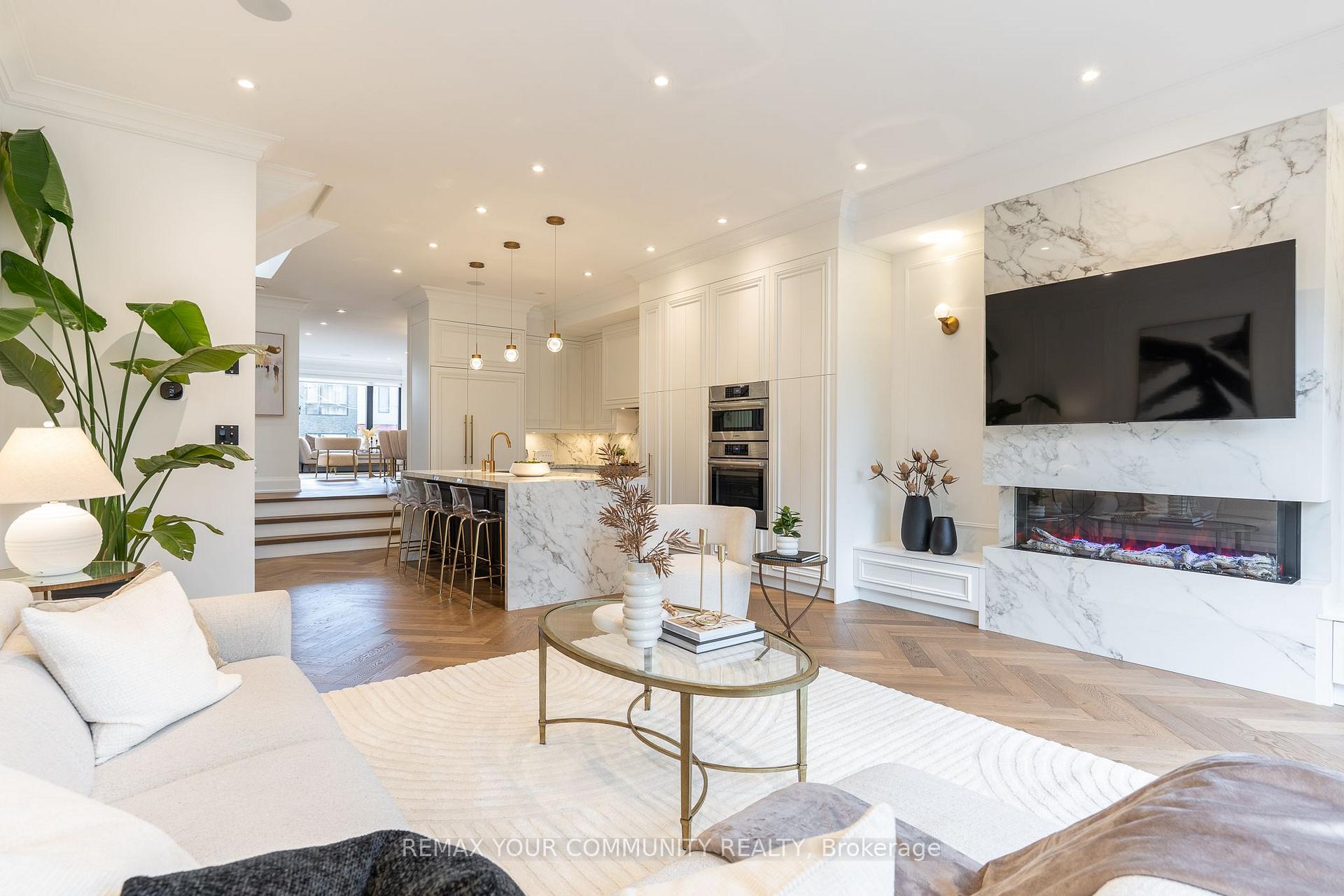 Photo 27 of 263 Linsmore Crescent, Toronto, Danforth Village-East York — HOMEH