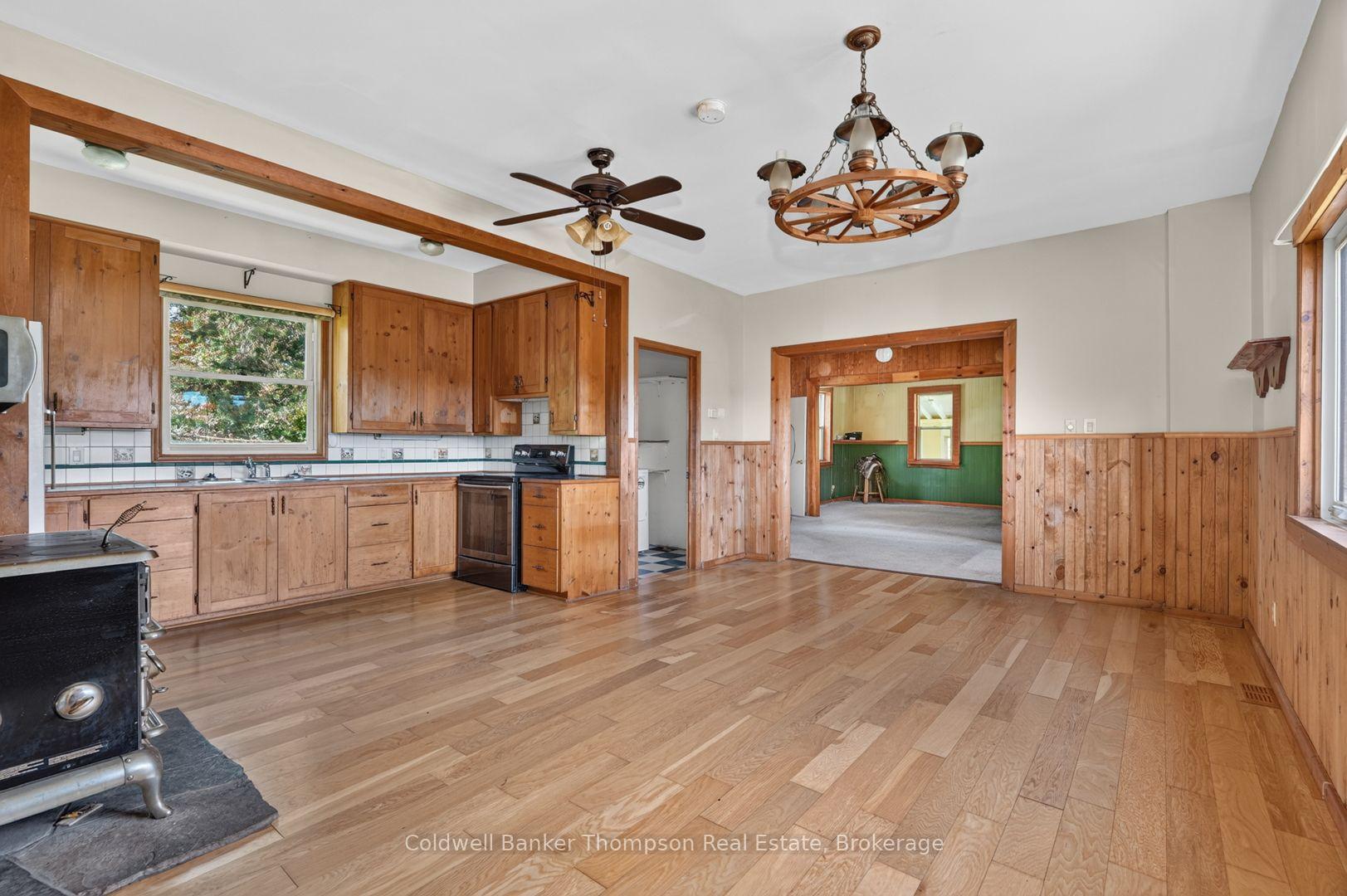 Photo 11 of 2326 Fraserburg Road, Bracebridge, Draper — HOMEH