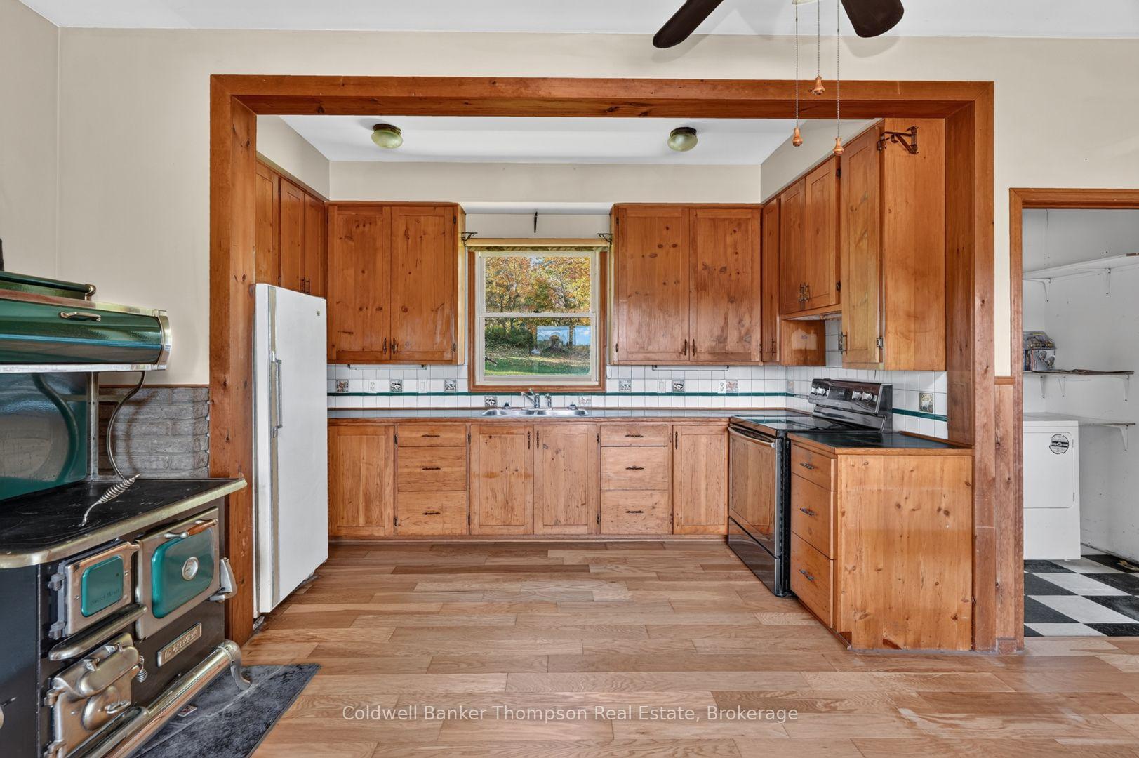 Photo 13 of 2326 Fraserburg Road, Bracebridge, Draper — HOMEH