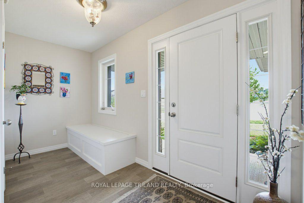 Photo 8 of 226 Peach Tree Boulevard, St. Thomas — HOMEH