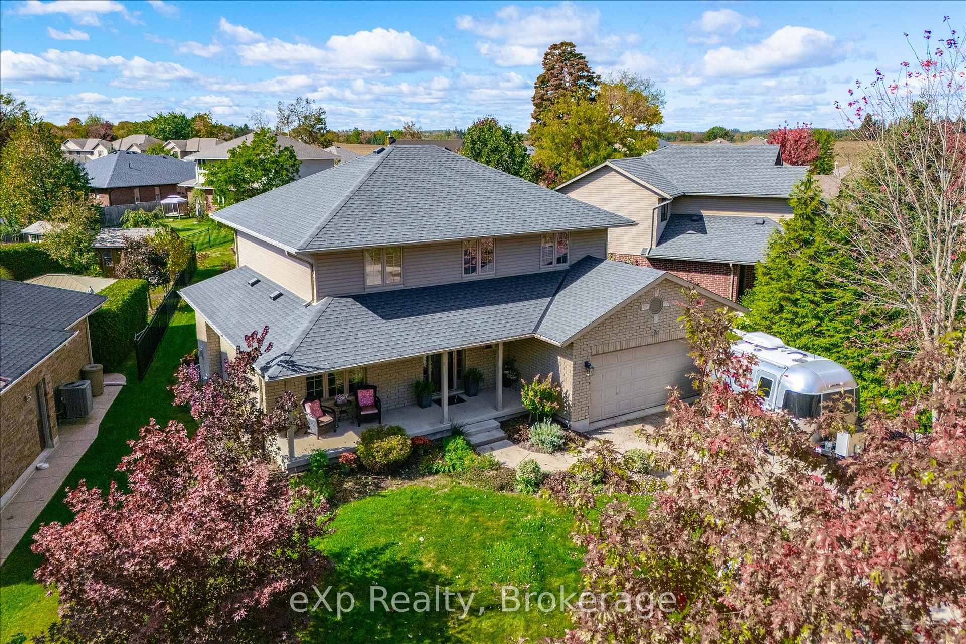 Photo 3 of 128 Keating Drive, Centre Wellington, Elora/Salem — HOMEH