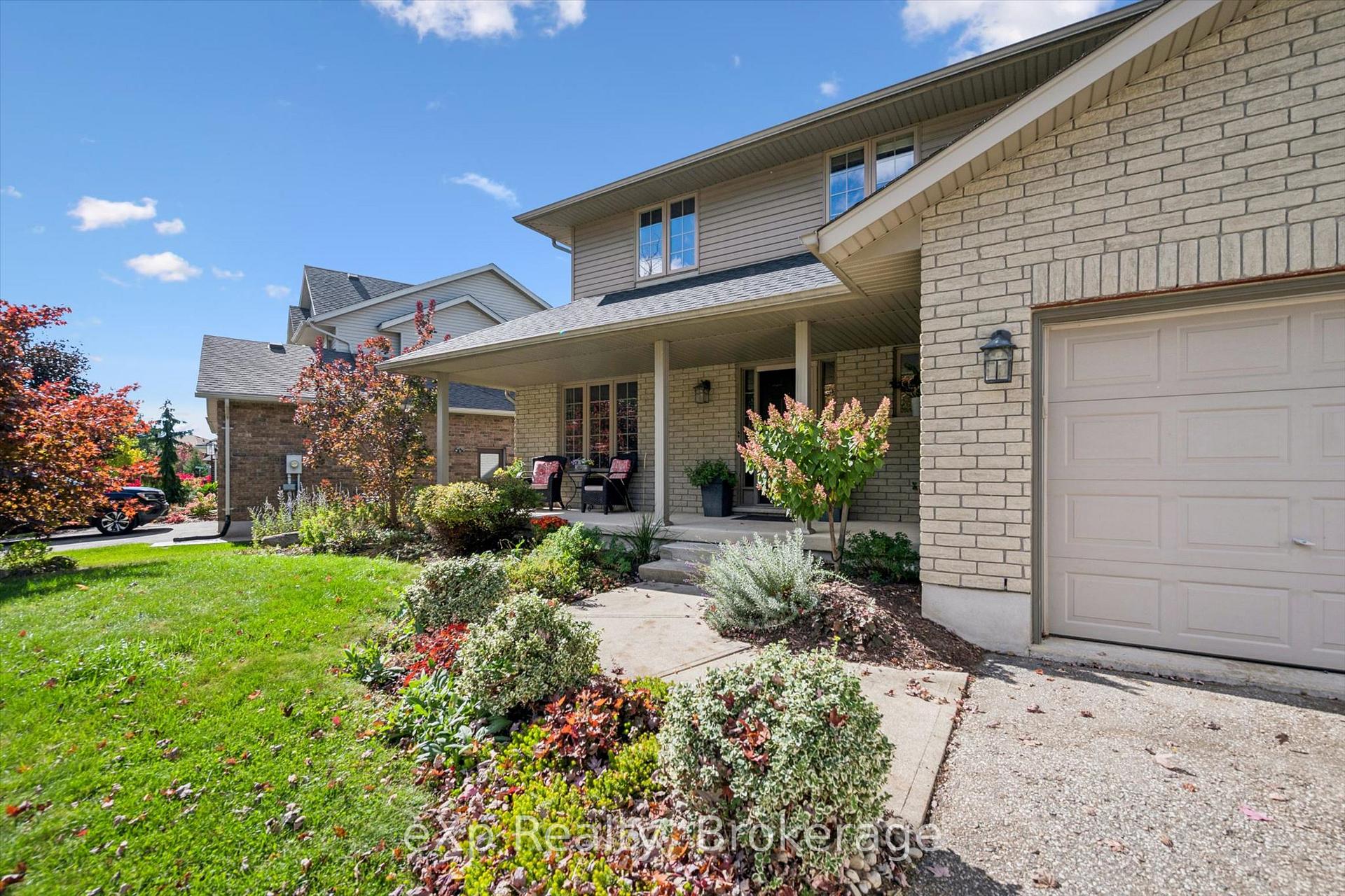 Photo 5 of 128 Keating Drive, Centre Wellington, Elora/Salem — HOMEH