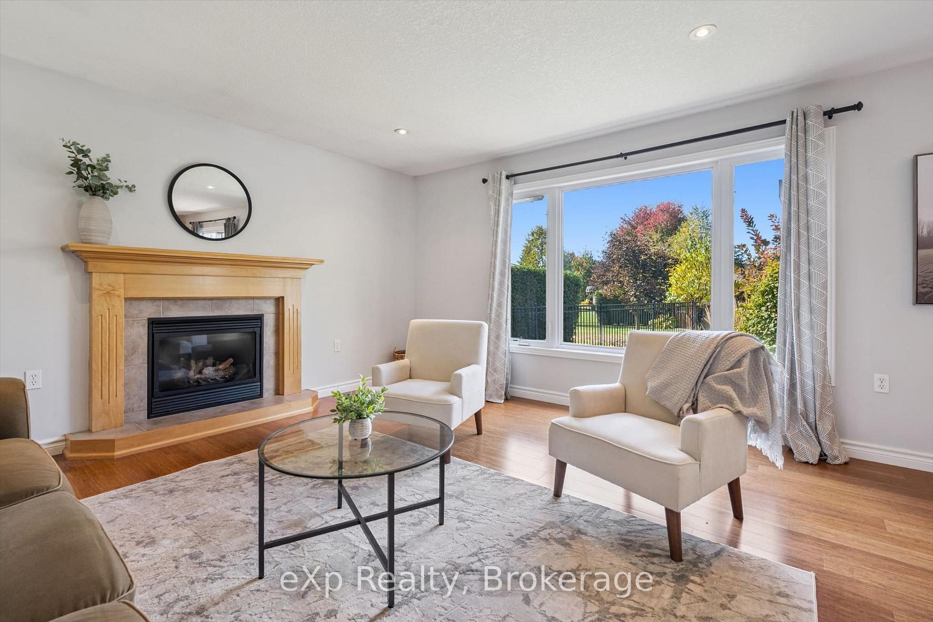 Photo 16 of 128 Keating Drive, Centre Wellington, Elora/Salem — HOMEH