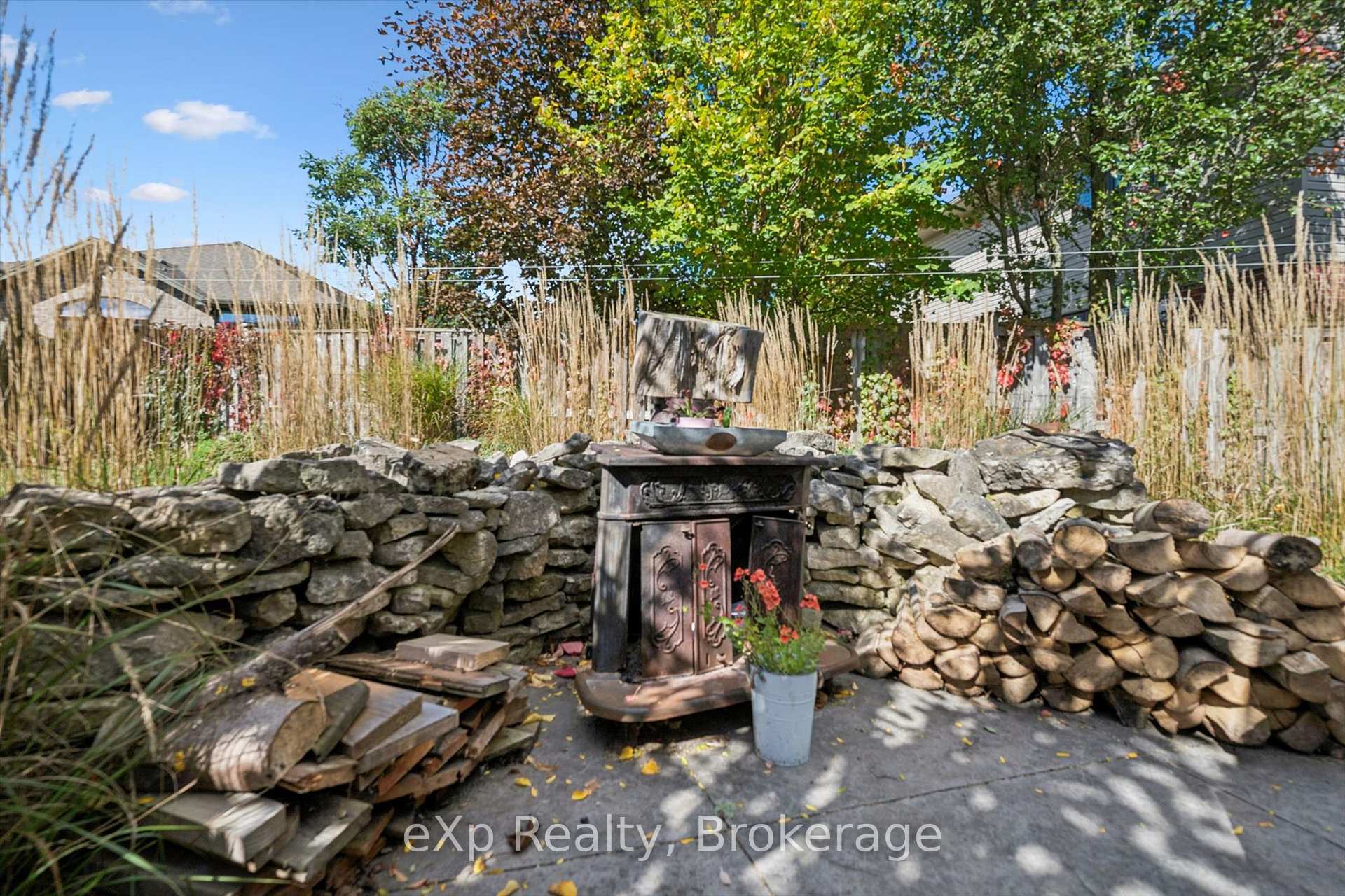 Photo 46 of 128 Keating Drive, Centre Wellington, Elora/Salem — HOMEH