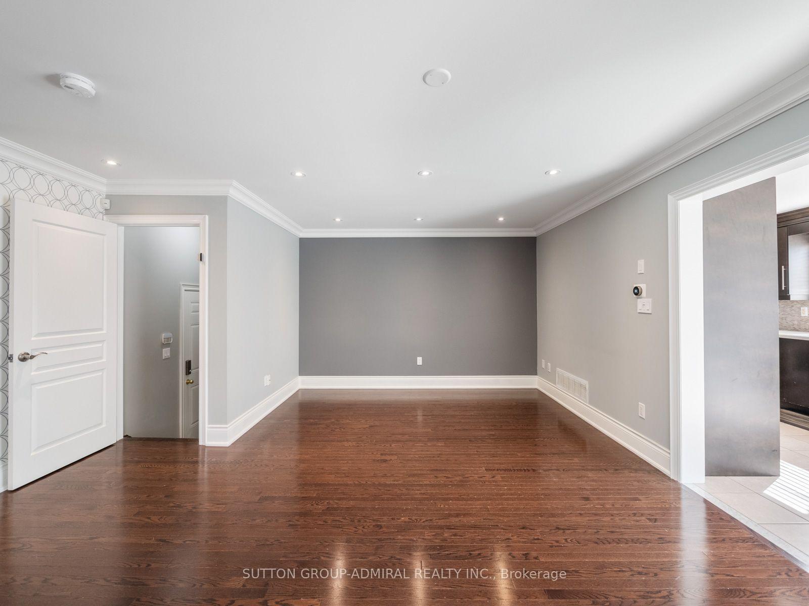 Photo 10 of 38 Orion Avenue, Vaughan, Vellore Village — HOMEH