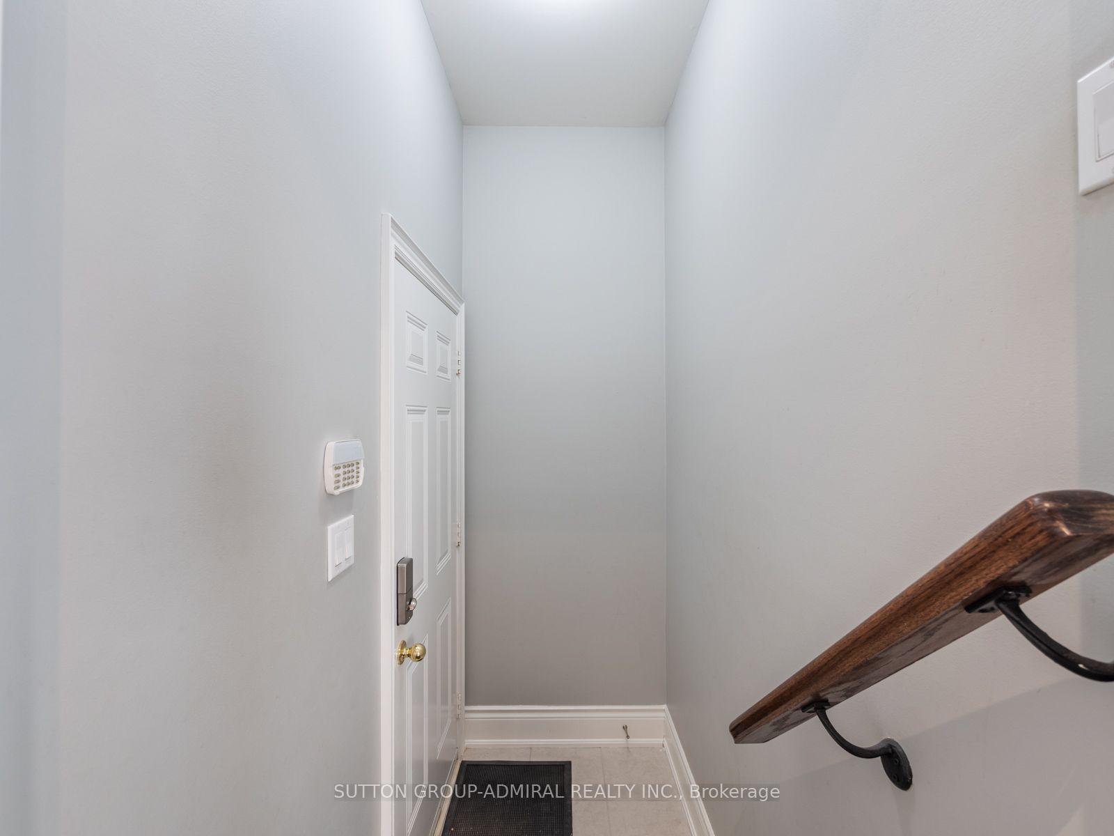 Photo 19 of 38 Orion Avenue, Vaughan, Vellore Village — HOMEH