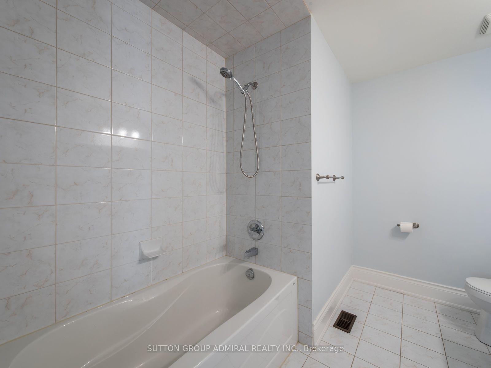 Photo 33 of 38 Orion Avenue, Vaughan, Vellore Village — HOMEH