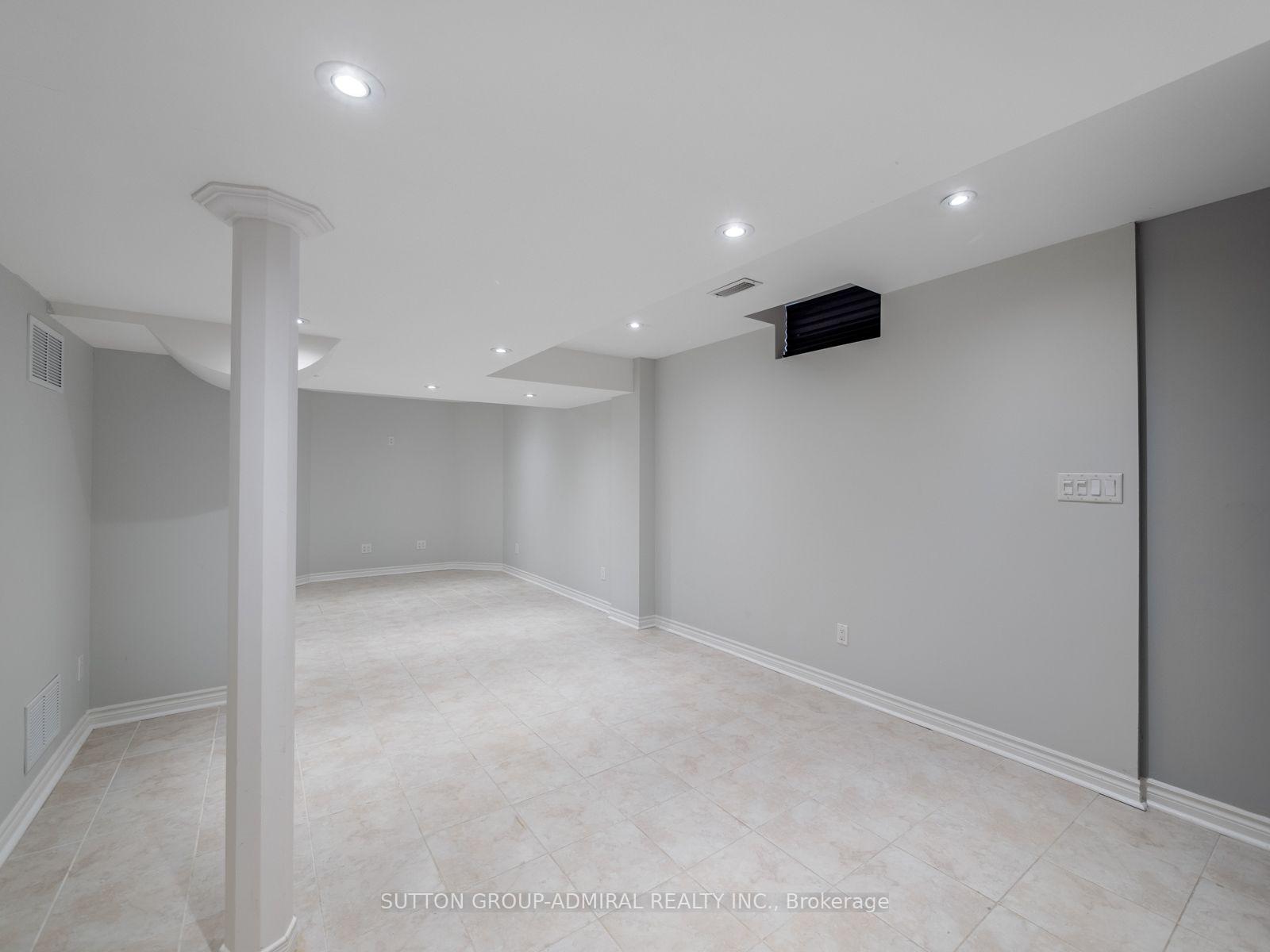 Photo 37 of 38 Orion Avenue, Vaughan, Vellore Village — HOMEH