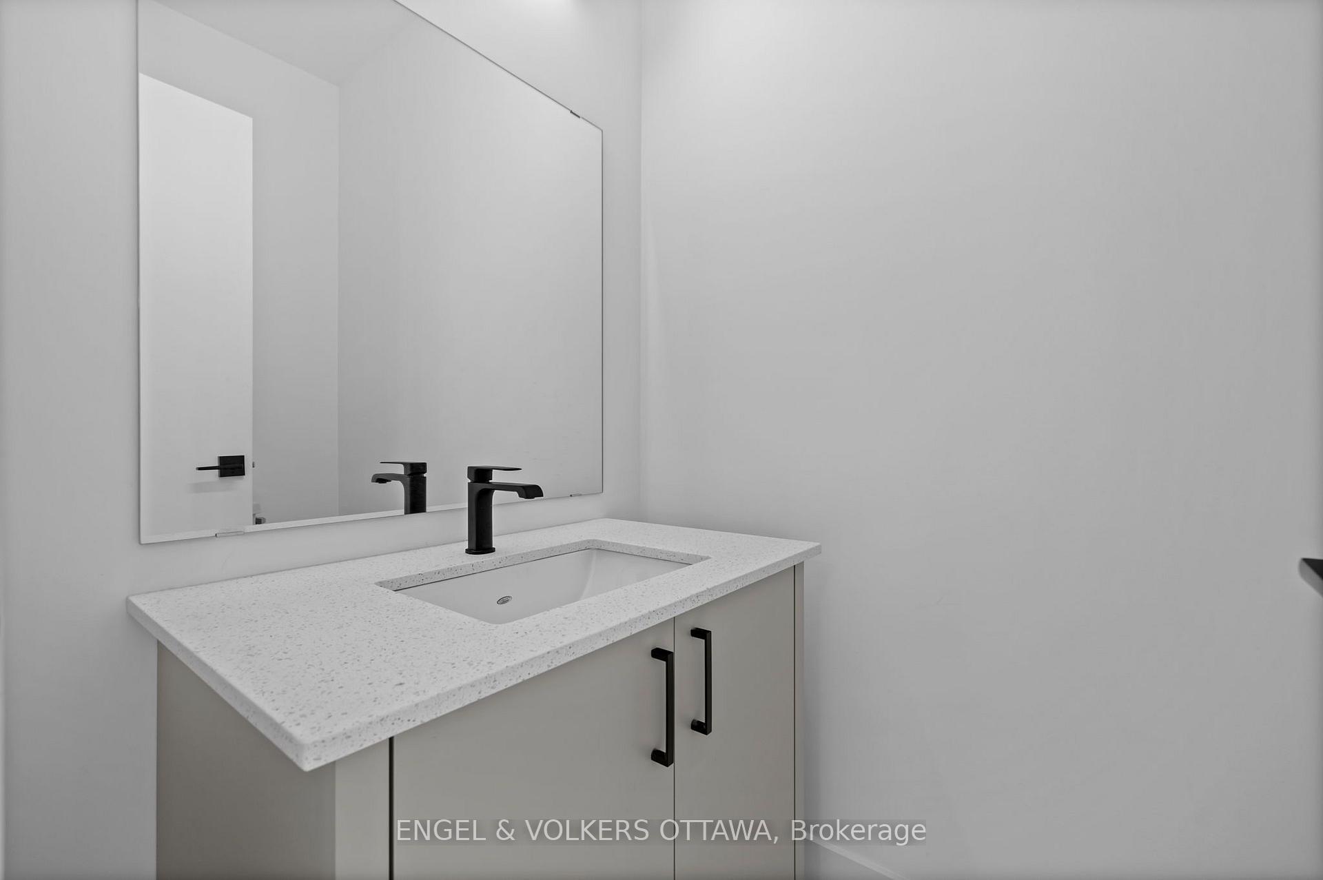 Photo 14 of Unit D, 1258 Marenger Street, Ottawa, Convent Glen South — HOMEH
