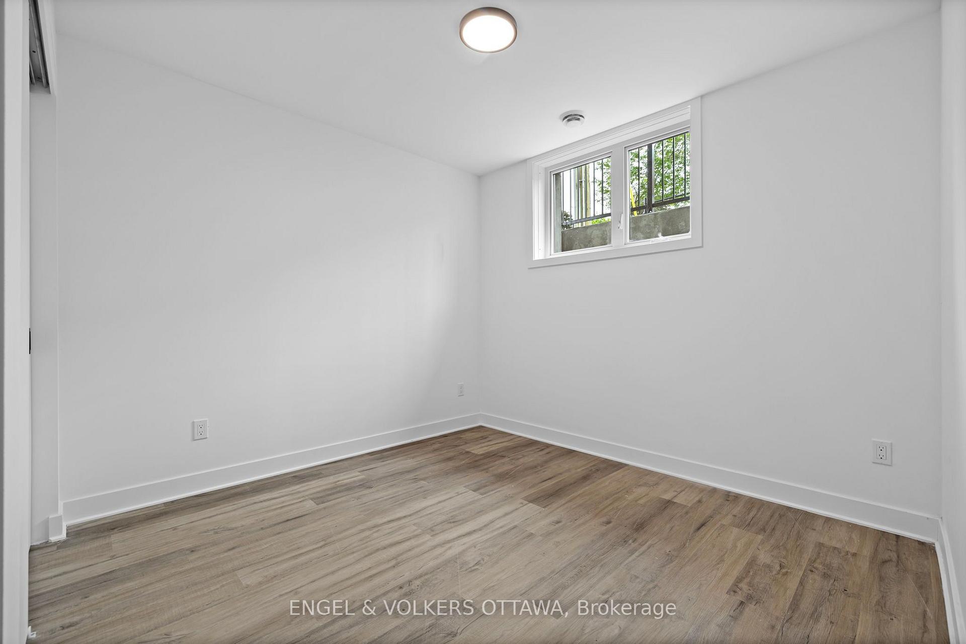 Photo 20 of Unit D, 1258 Marenger Street, Ottawa, Convent Glen South — HOMEH