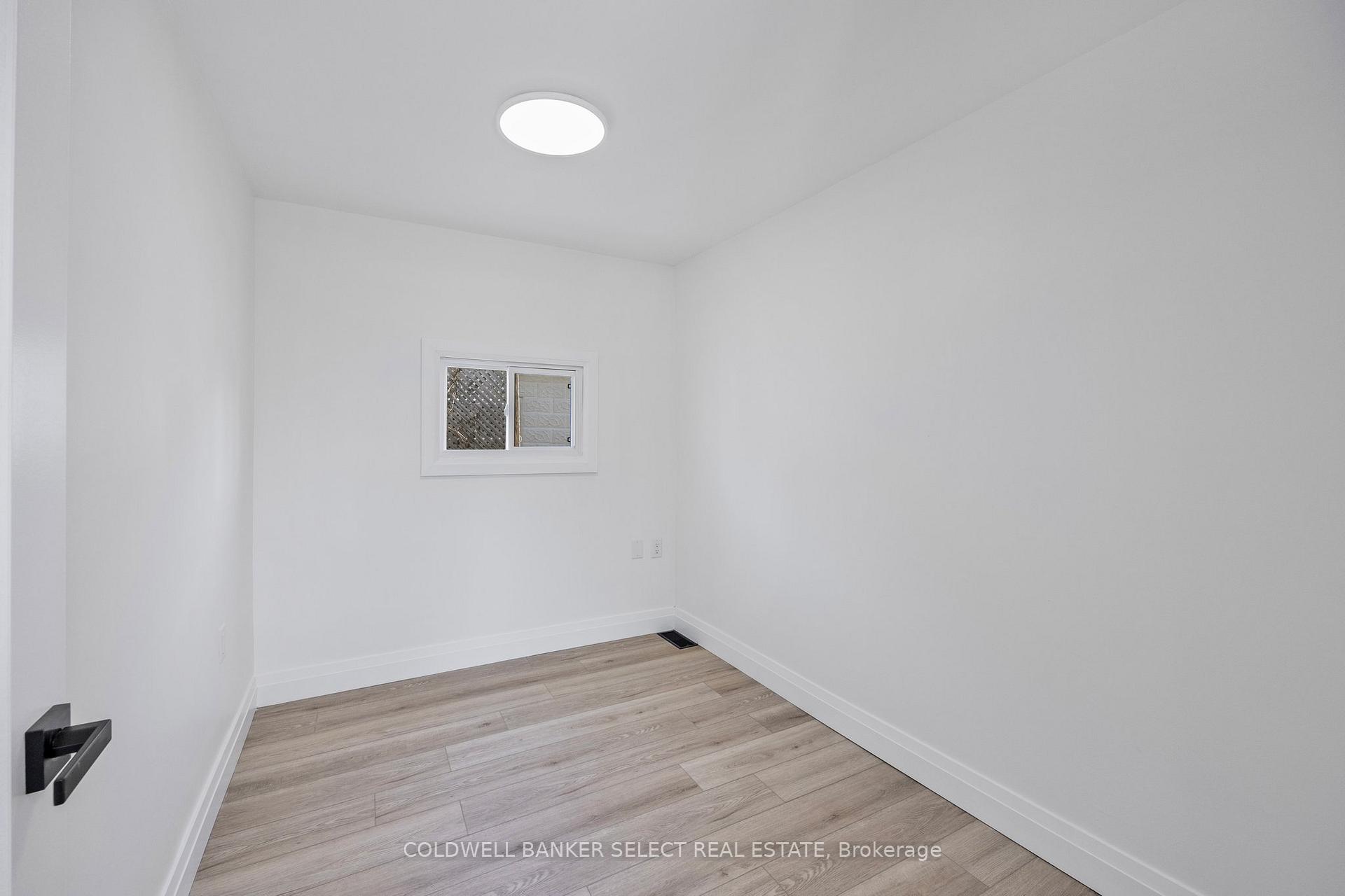 Photo 13 of Unit Unit 2, 338 Old Mosley Street, Wasaga Beach — HOMEH
