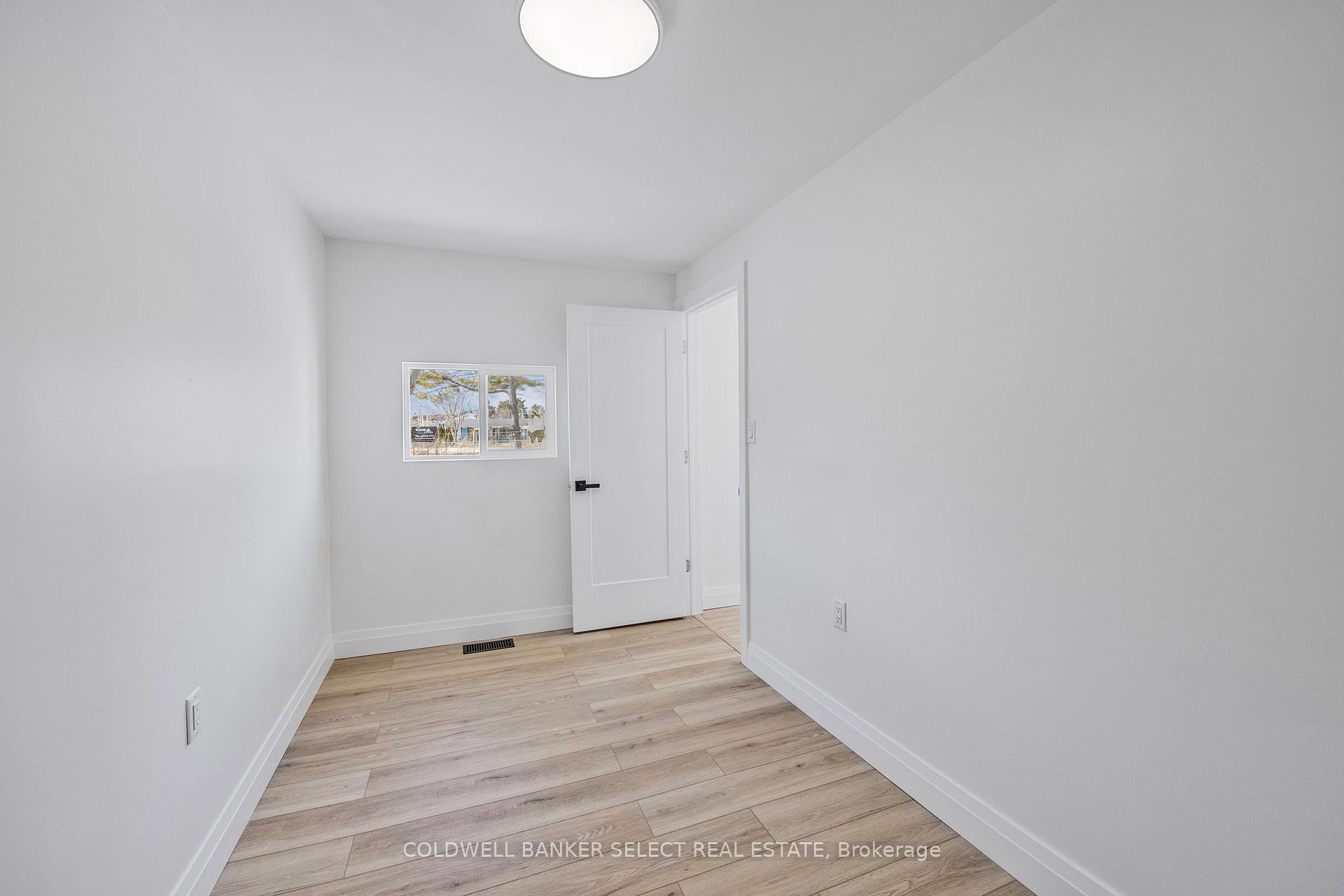 Photo 15 of Unit Unit 2, 338 Old Mosley Street, Wasaga Beach — HOMEH