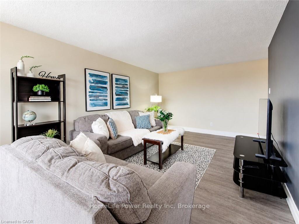 Photo 4 of Unit 303, 4 Avalon Place, Kitchener, Meinzinger — HOMEH