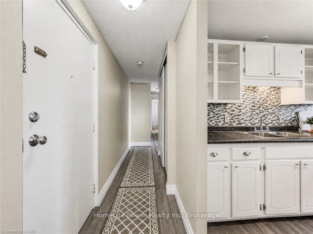 Photo 11 of Unit 303, 4 Avalon Place, Kitchener, Meinzinger — HOMEH