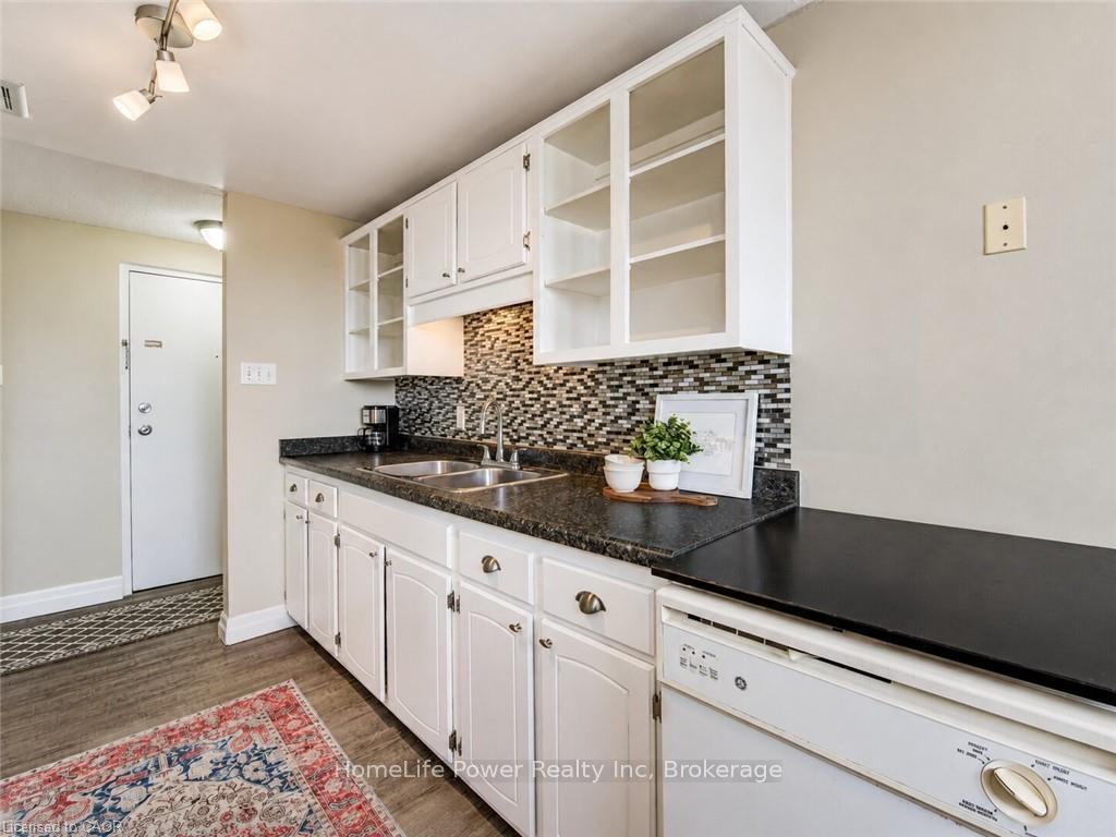 Photo 10 of Unit 303, 4 Avalon Place, Kitchener, Meinzinger — HOMEH