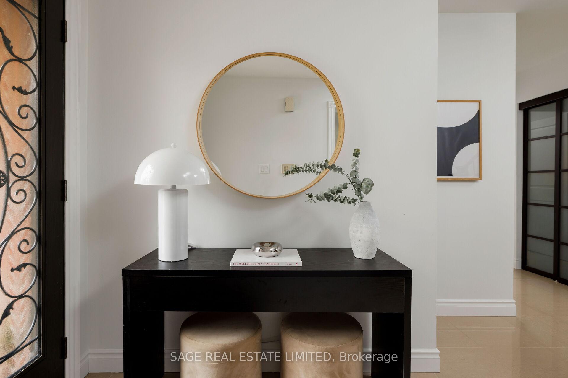 Photo 5 of 19 Cummings Court, Markham, Thornlea — HOMEH