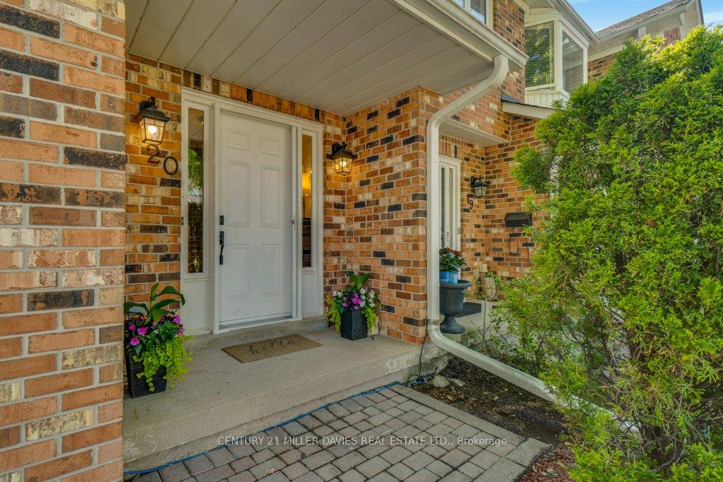 Photo 2 of Unit 20, 2230 Walkers Line, Burlington, Headon — HOMEH